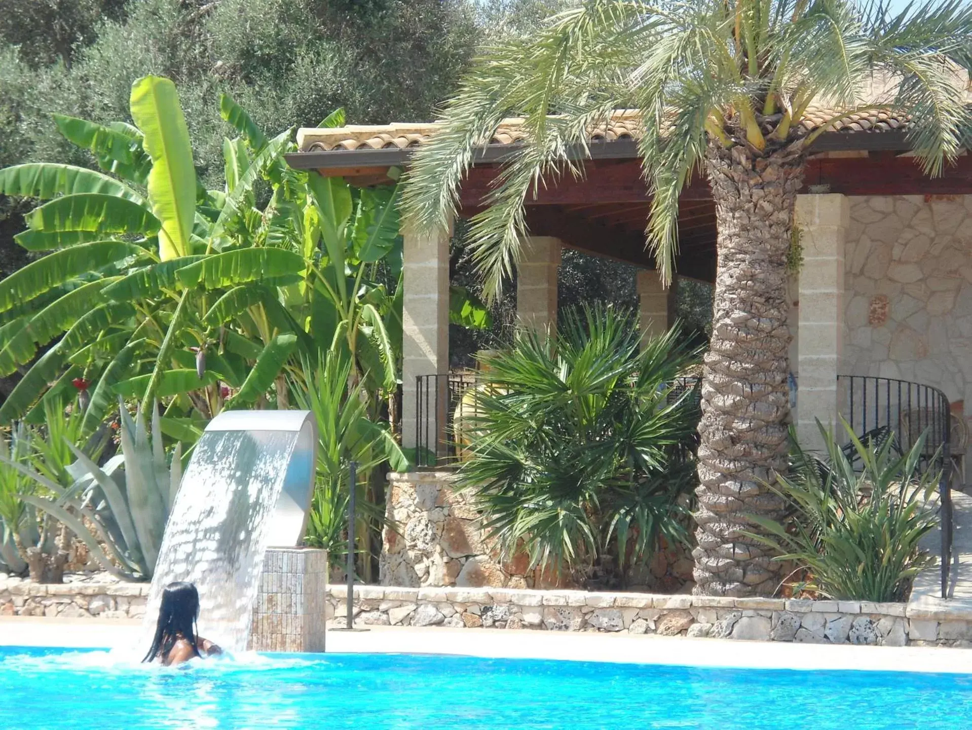 Swimming Pool in Hotel Masseria Le Pajare