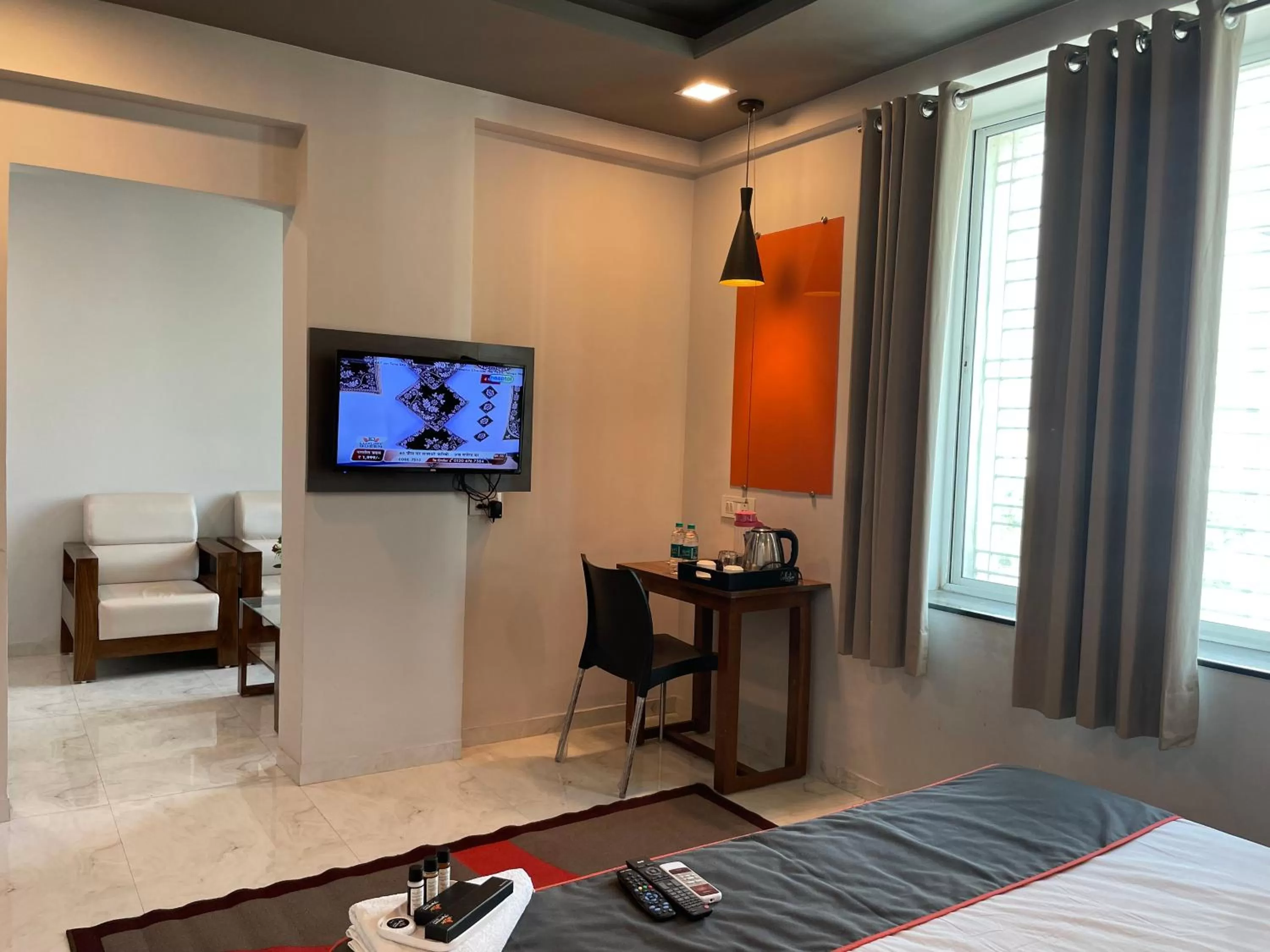 TV and multimedia, TV/Entertainment Center in Manomay Homes