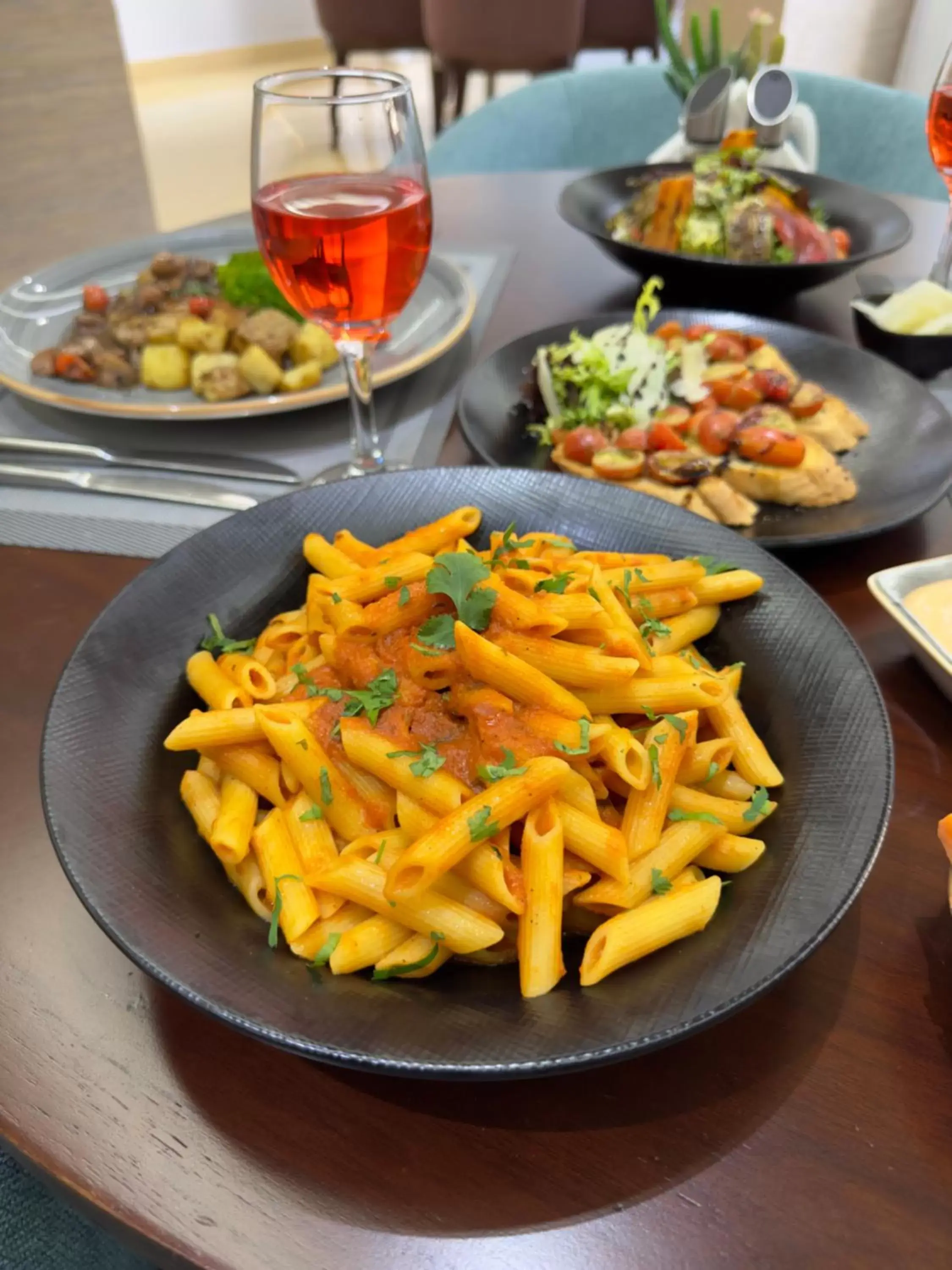 Restaurant/places to eat in Ramada by Wyndham Downtown Beirut Restaurant/places to eat in Ramada by Wyndham Downtown Beirut