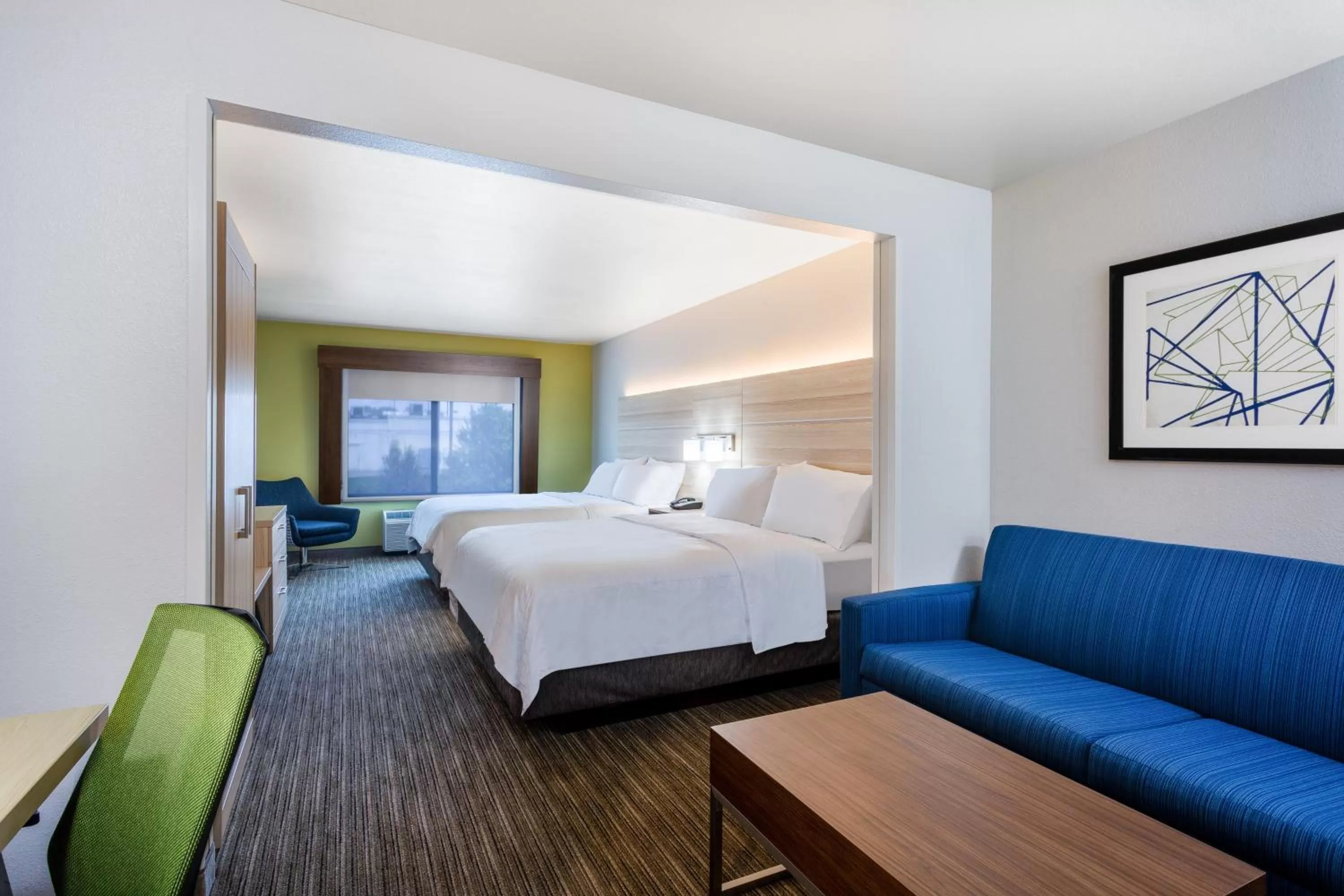 Bedroom, Bed in Holiday Inn Express Hotel & Suites Lewisburg by IHG