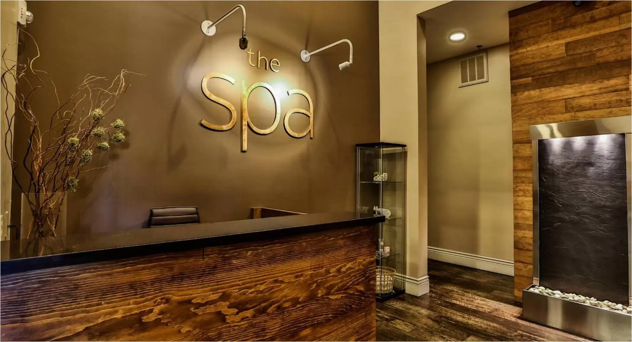Massage, Lobby/Reception in Tuscany Suites & Casino