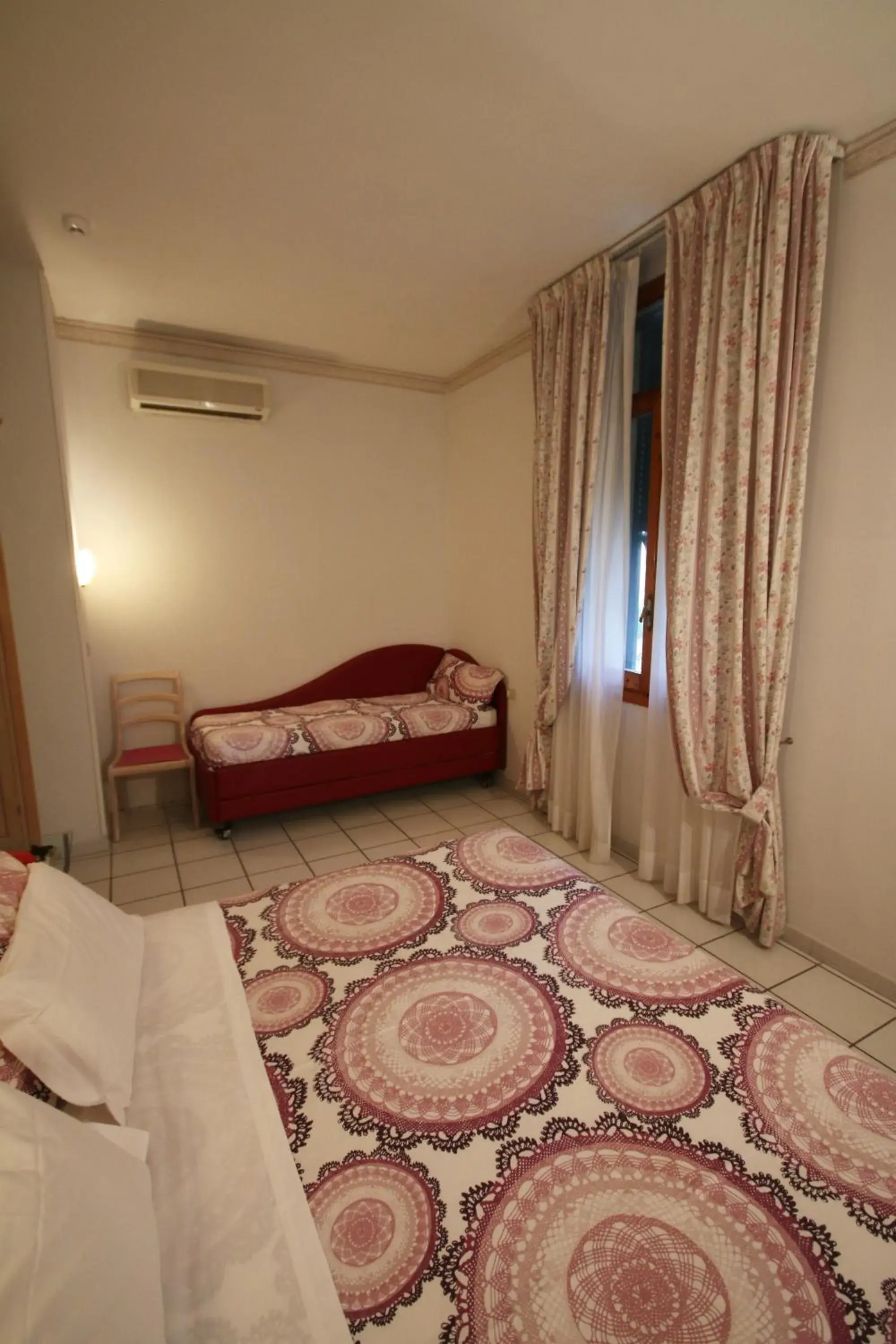 Bedroom, Bed in Villa Gina