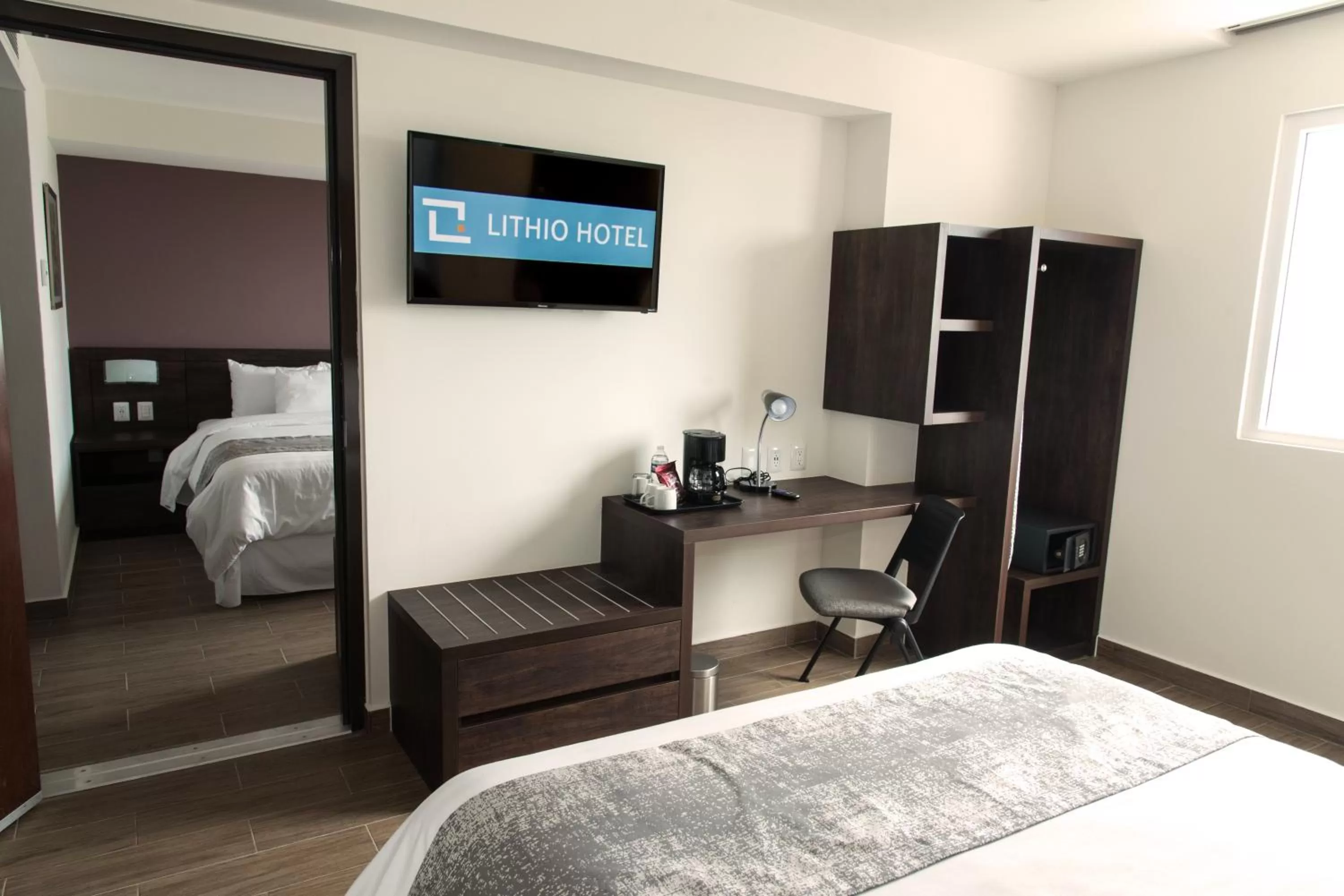 Photo of the whole room, Bed in Lithio Hotel