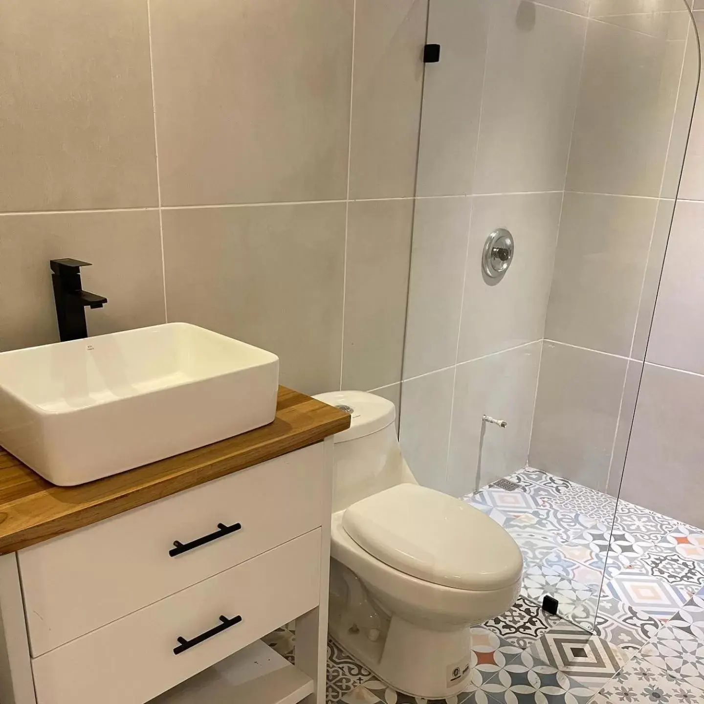 Bathroom in Hotel Mono Azul