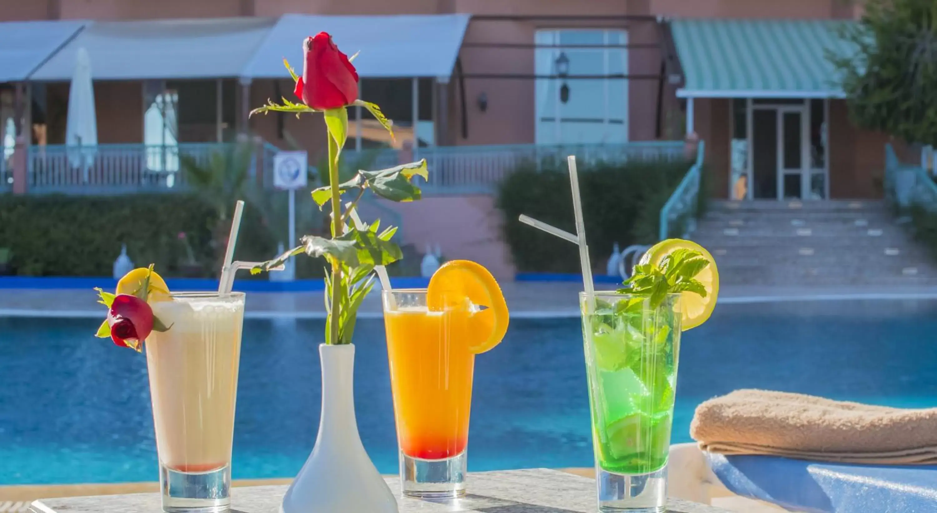 Day, Swimming Pool in Mogador Kasbah