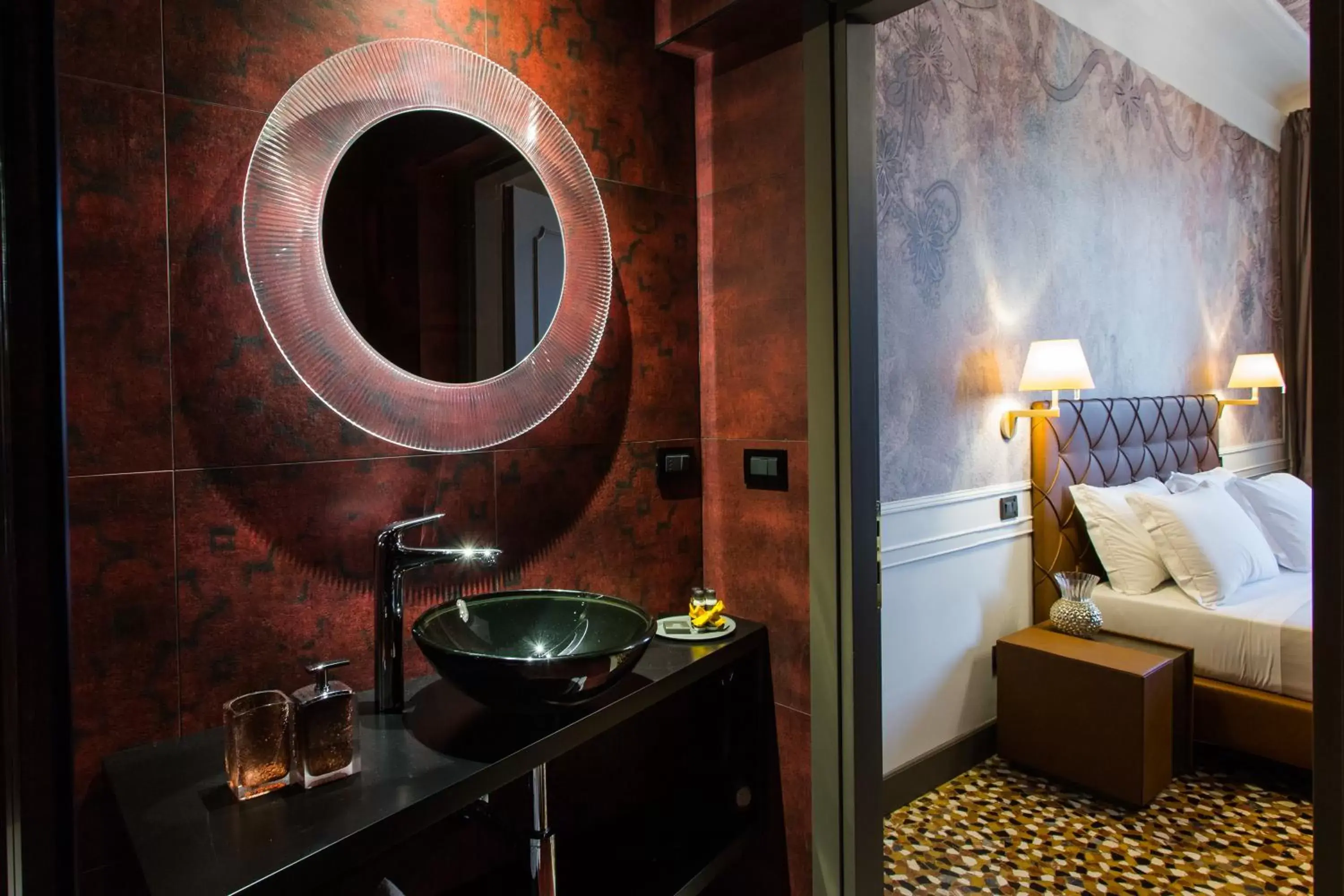 Bathroom in Riva del Vin BOUTIQUE HOTEL