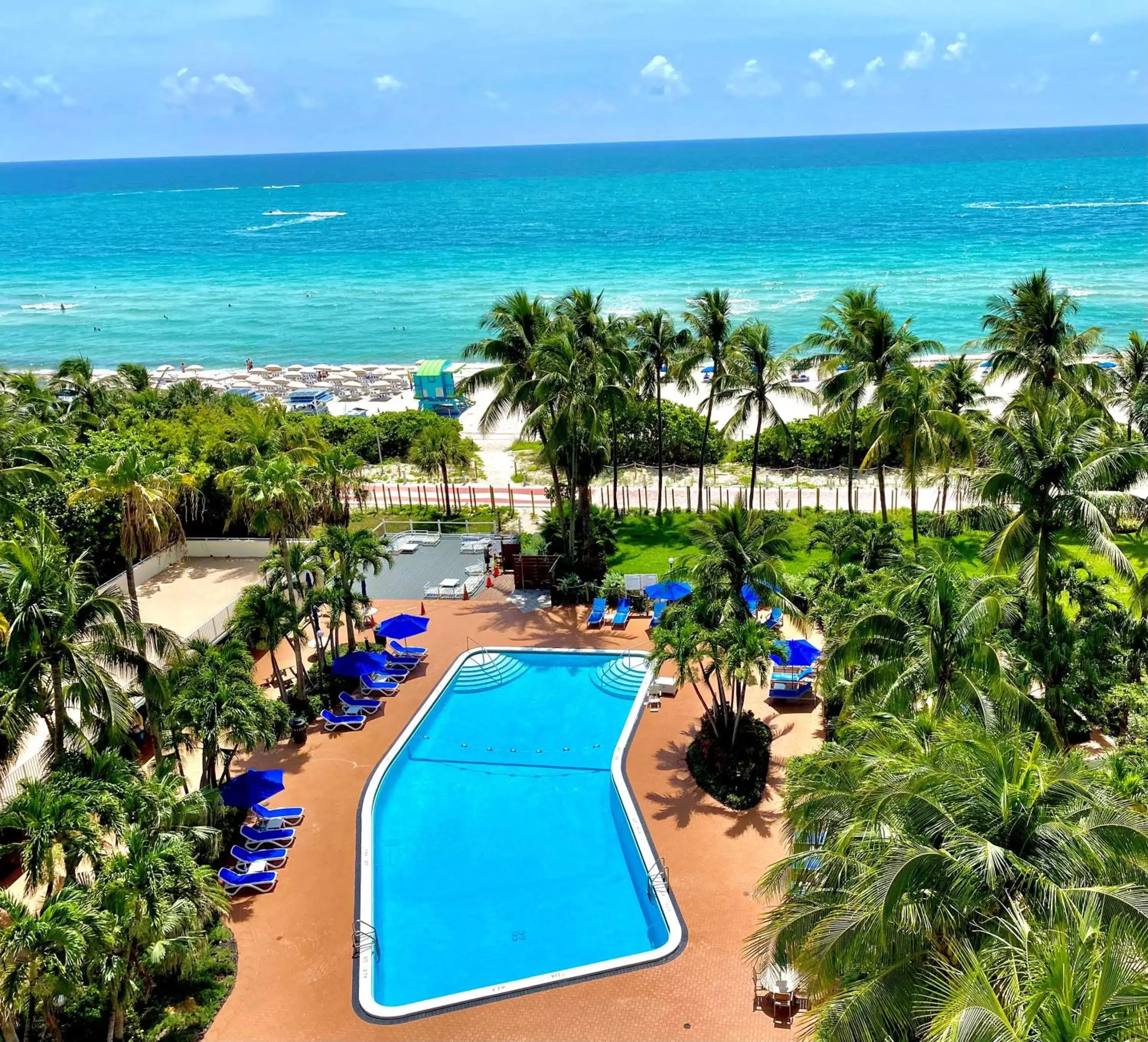 Bird's eye view, Pool View in Radisson Resort Miami Beach