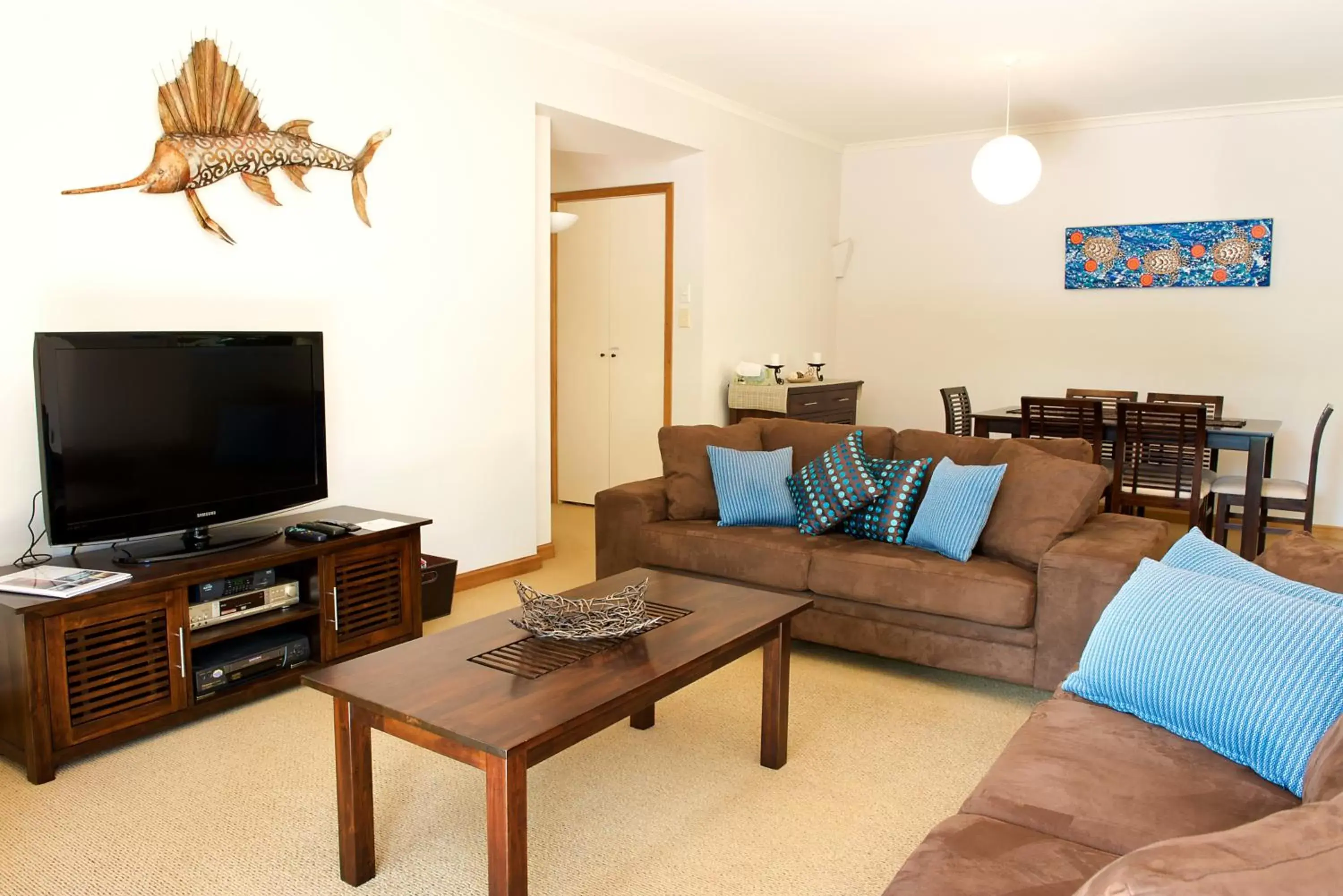 Three-Bedroom Apartment in Byron Links Apartments Three-Bedroom Apartment in Byron Links Apartments