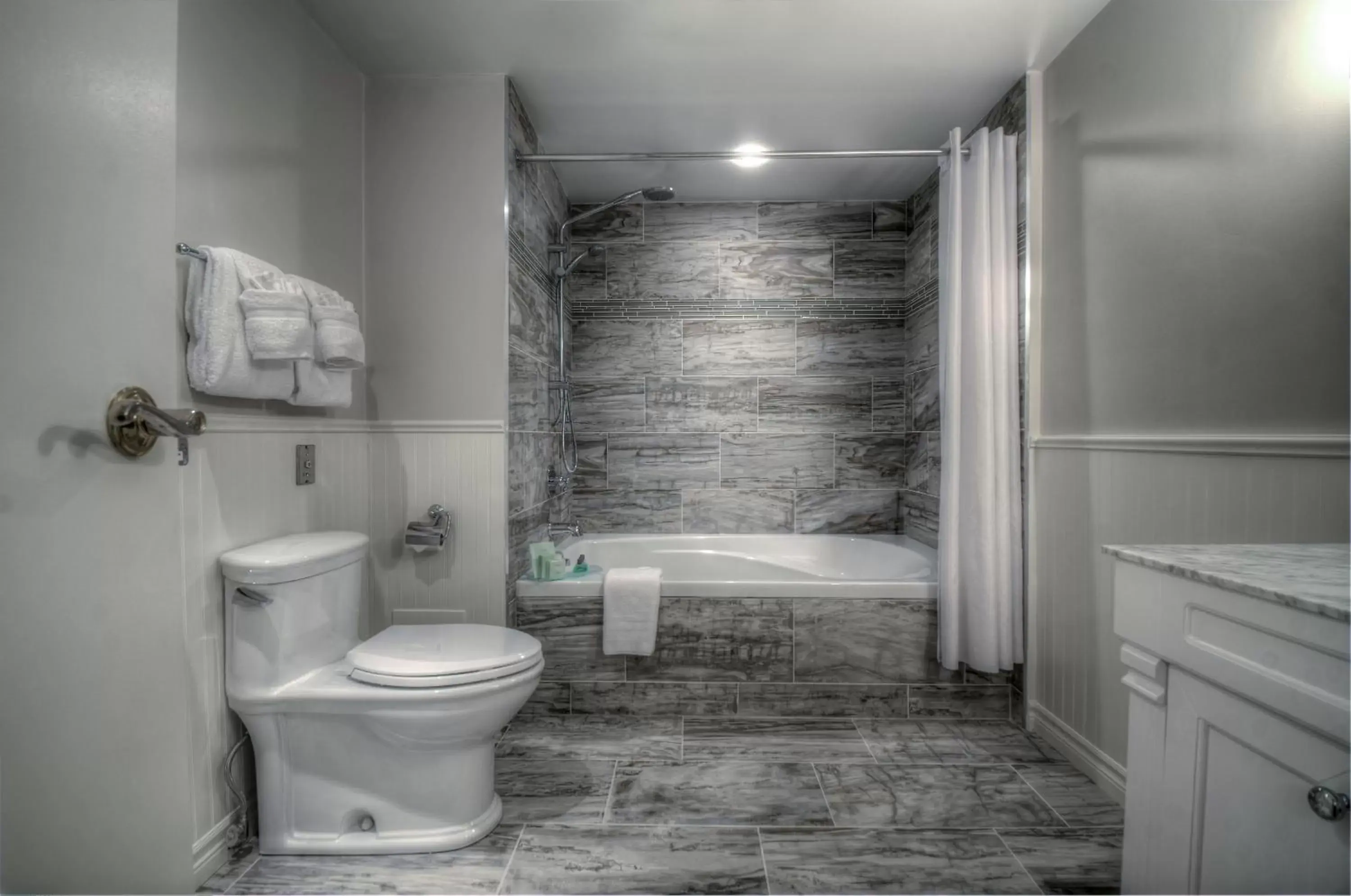 Bathroom in Millcroft Inn & Spa