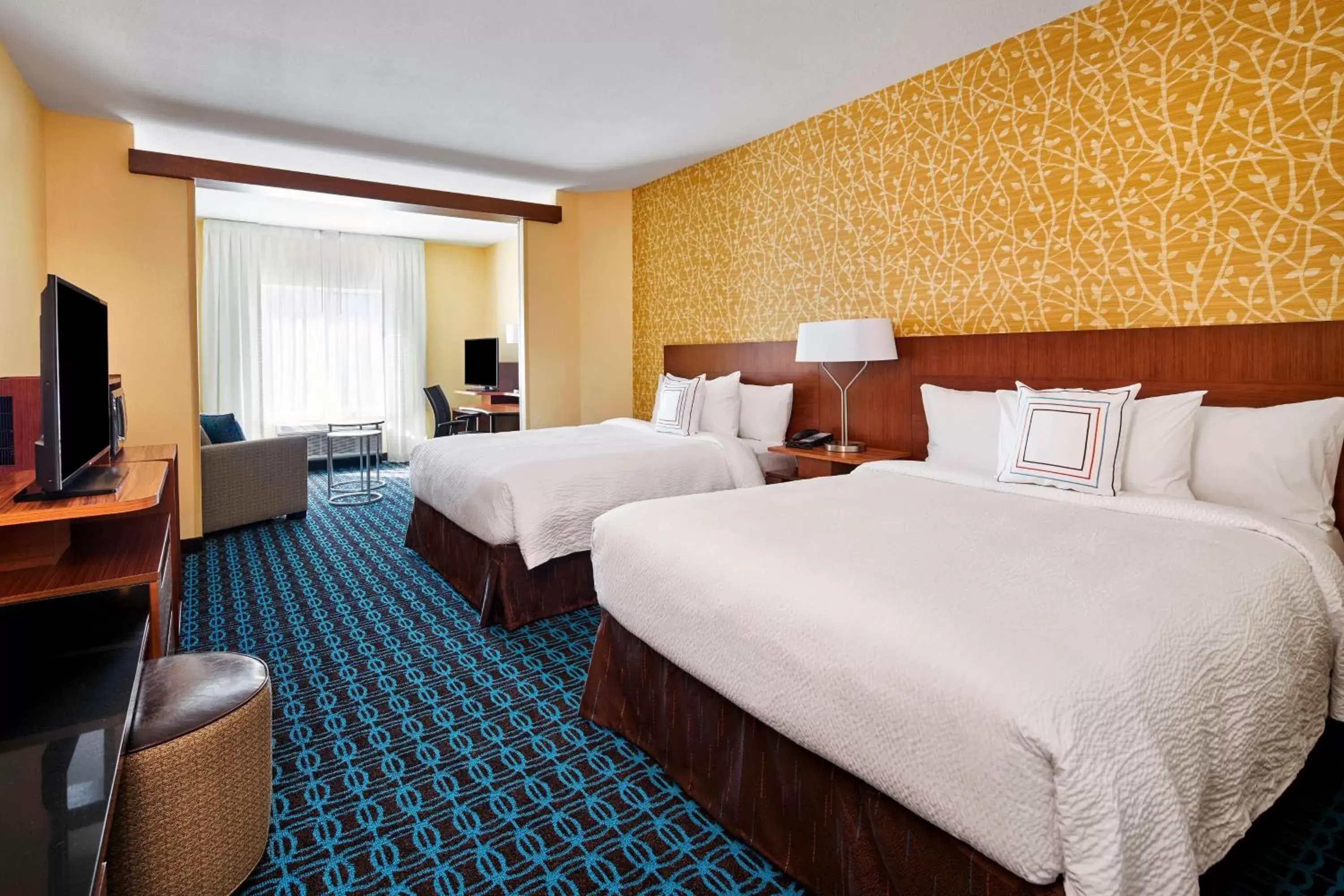 Photo of the whole room, Bed in Fairfield Inn & Suites by Marriott Alexandria,Virginia