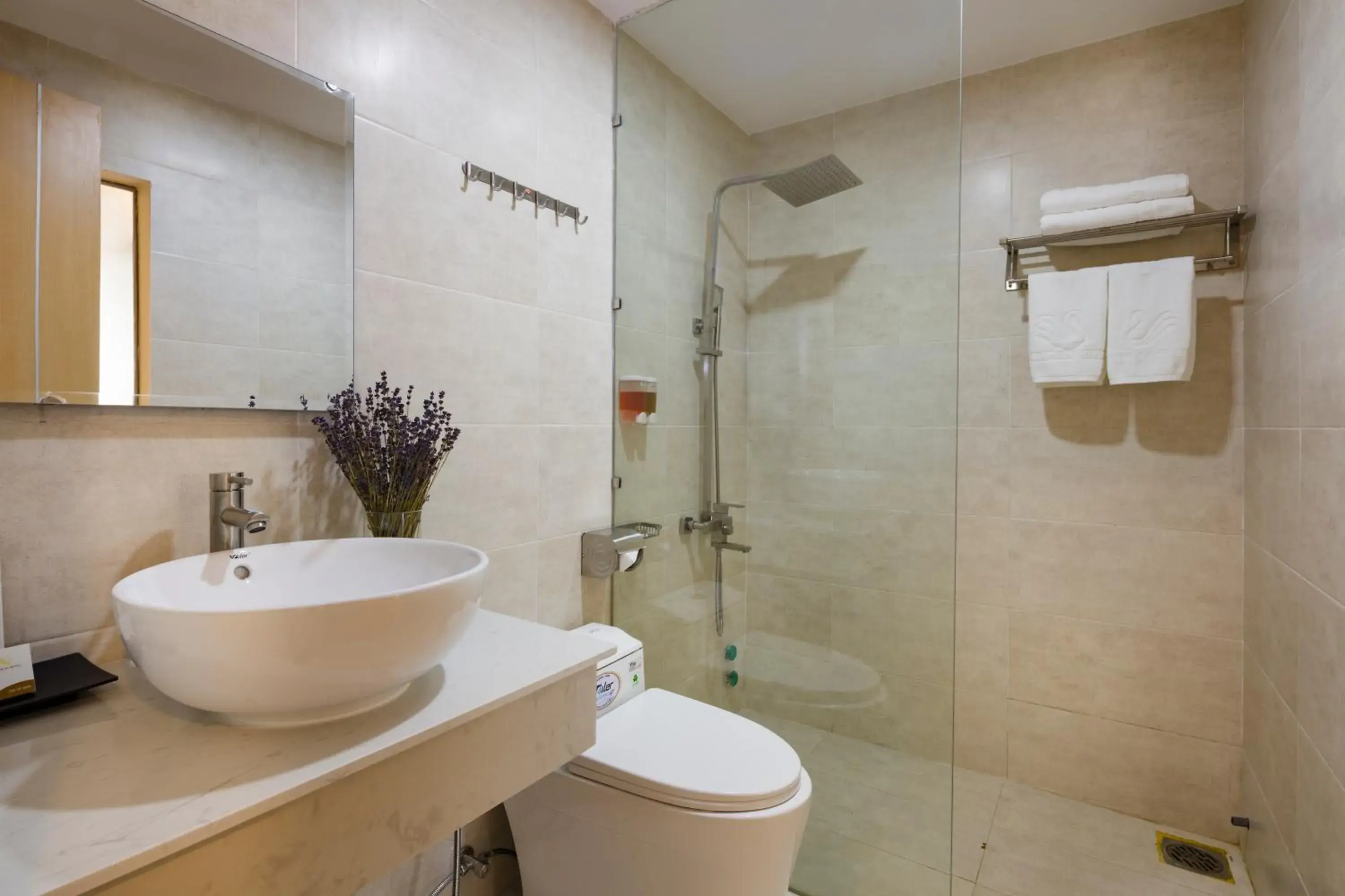 Bathroom in The Swan Hotel