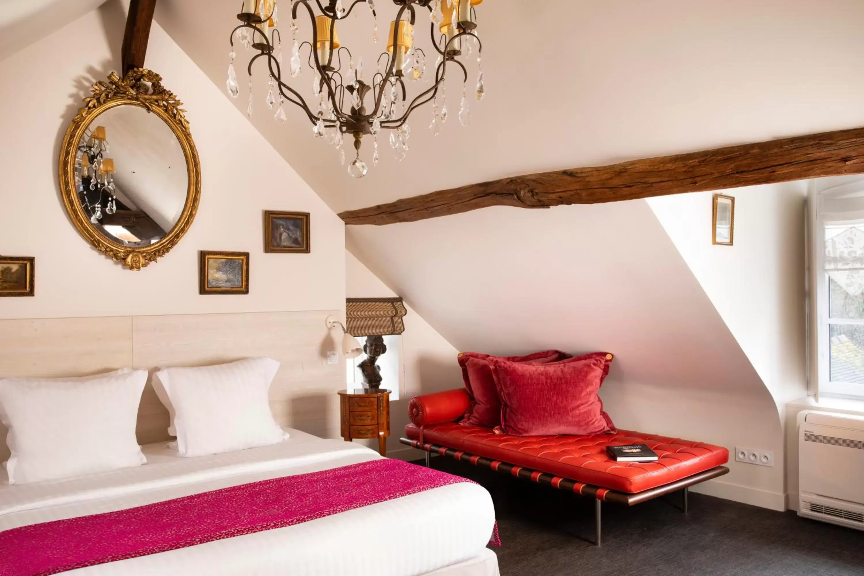 Bedroom, Bed in Le Clos de Villeroy