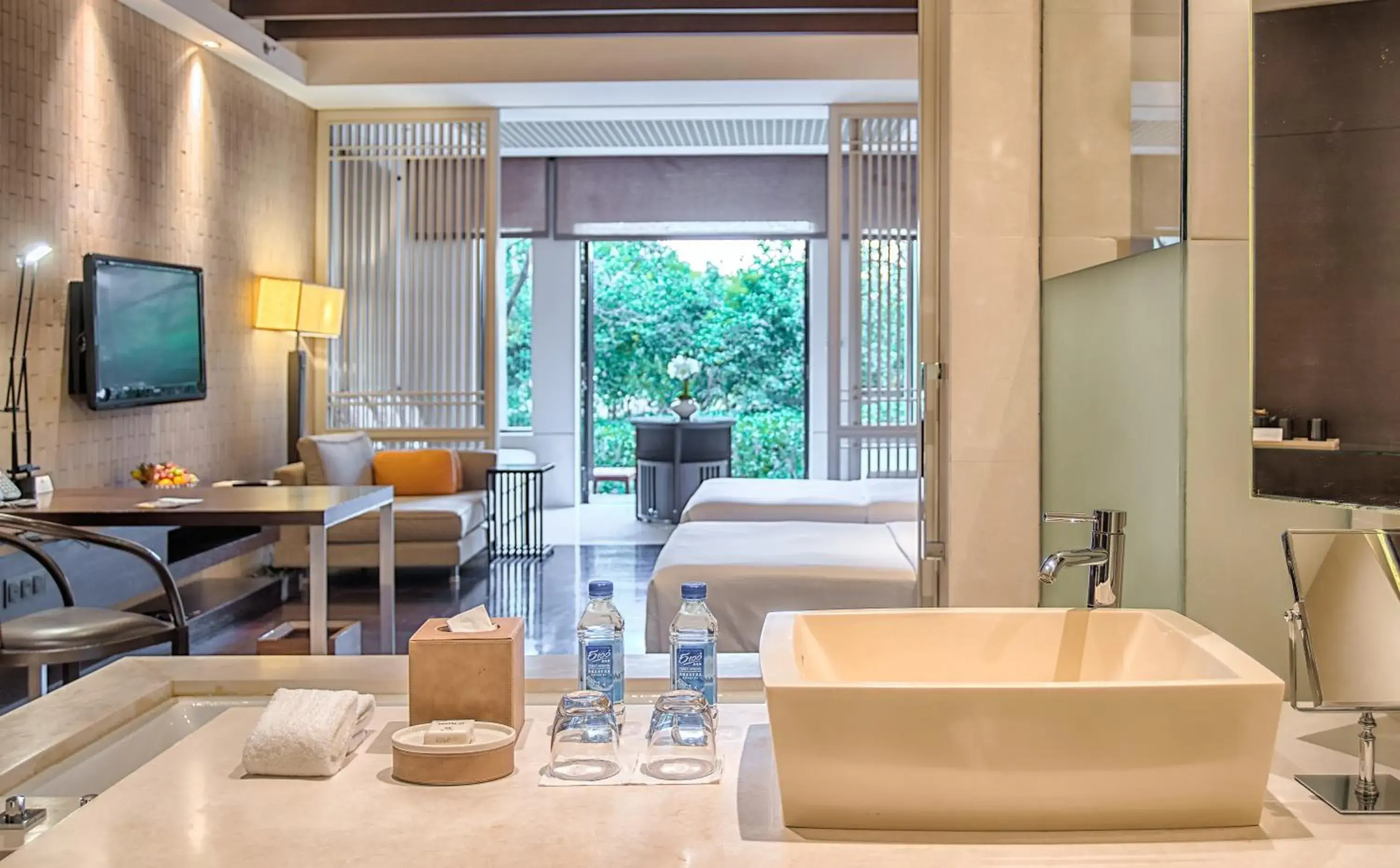 Deluxe Twin Room in Park Hyatt Ningbo Resort & Spa