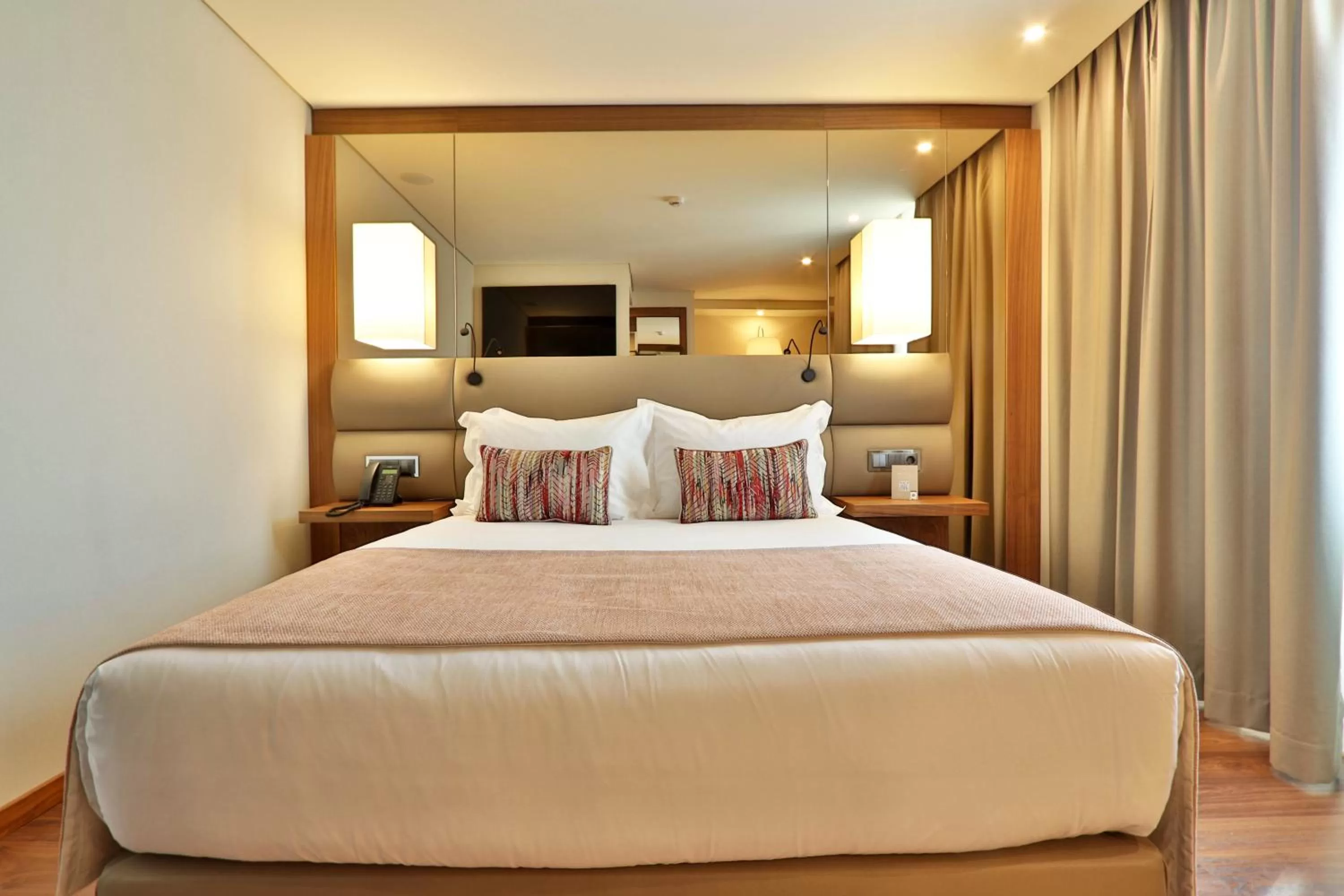 Bed in TURIM Ibéria Hotel