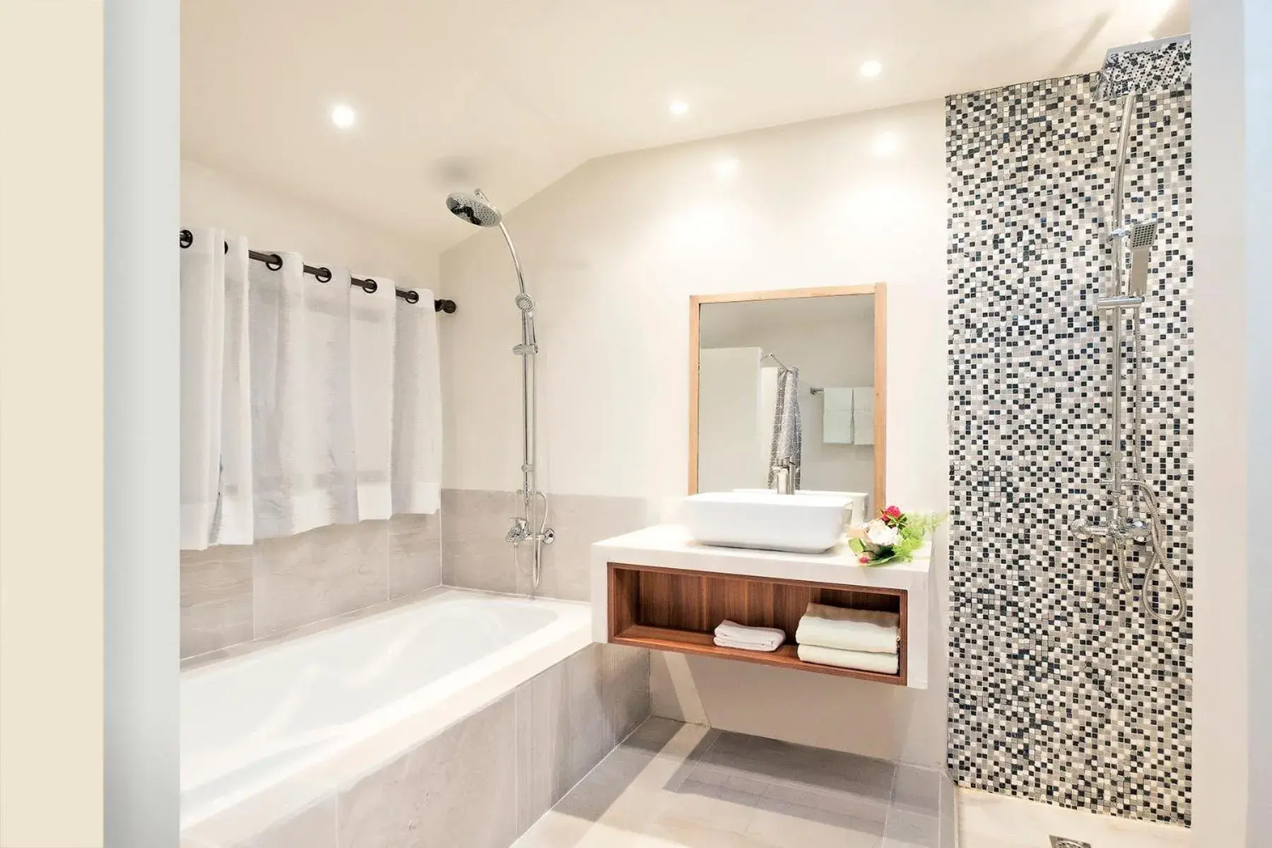 Shower, Bathroom in Golden Sands Destination Resorts