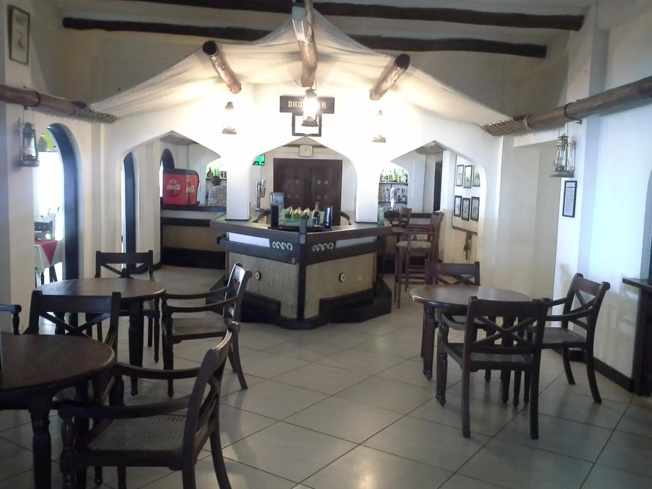 Lounge or bar, Restaurant/Places to Eat in Bamburi Beach Hotel