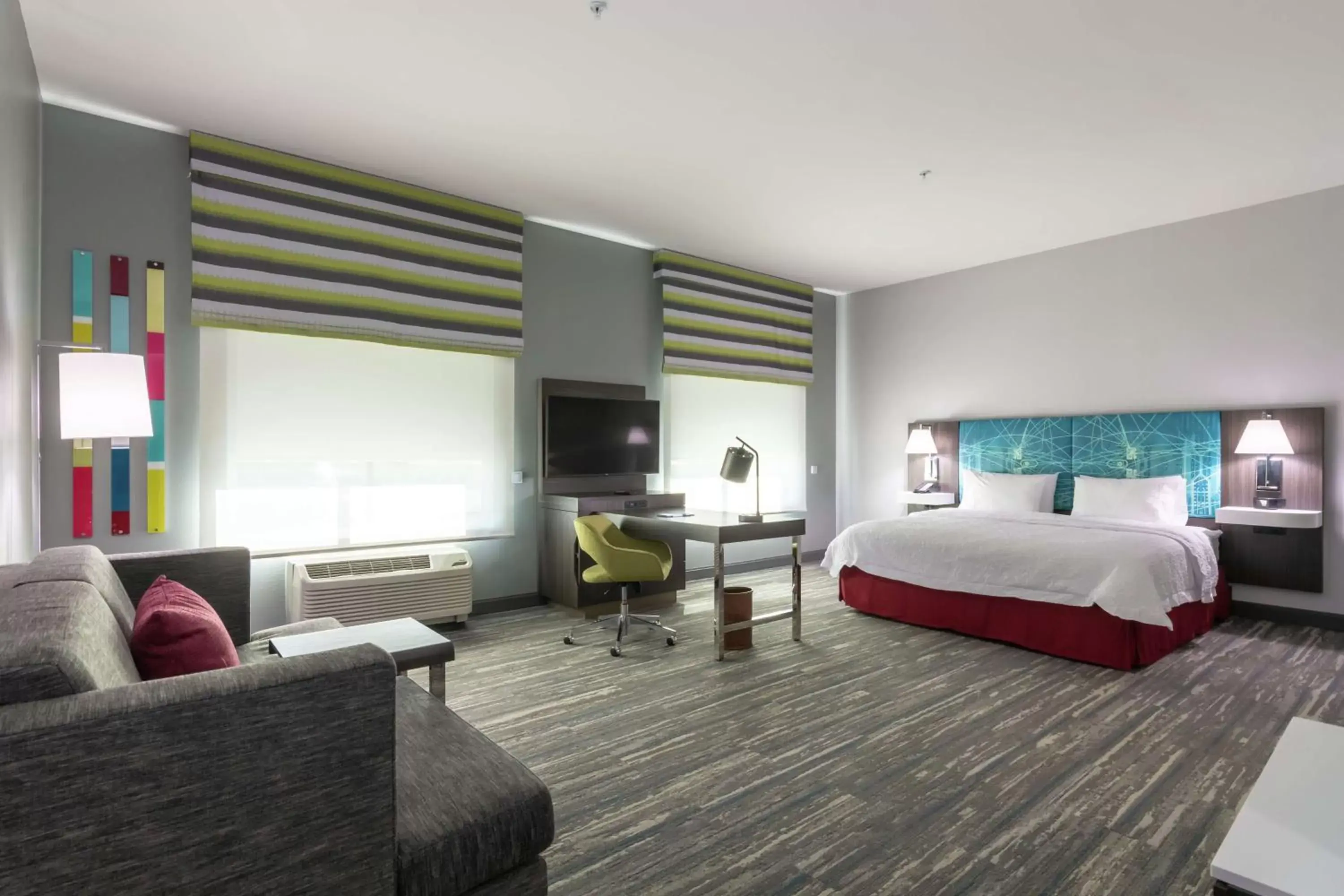 Bedroom in Hampton Inn & Suites Dallas East