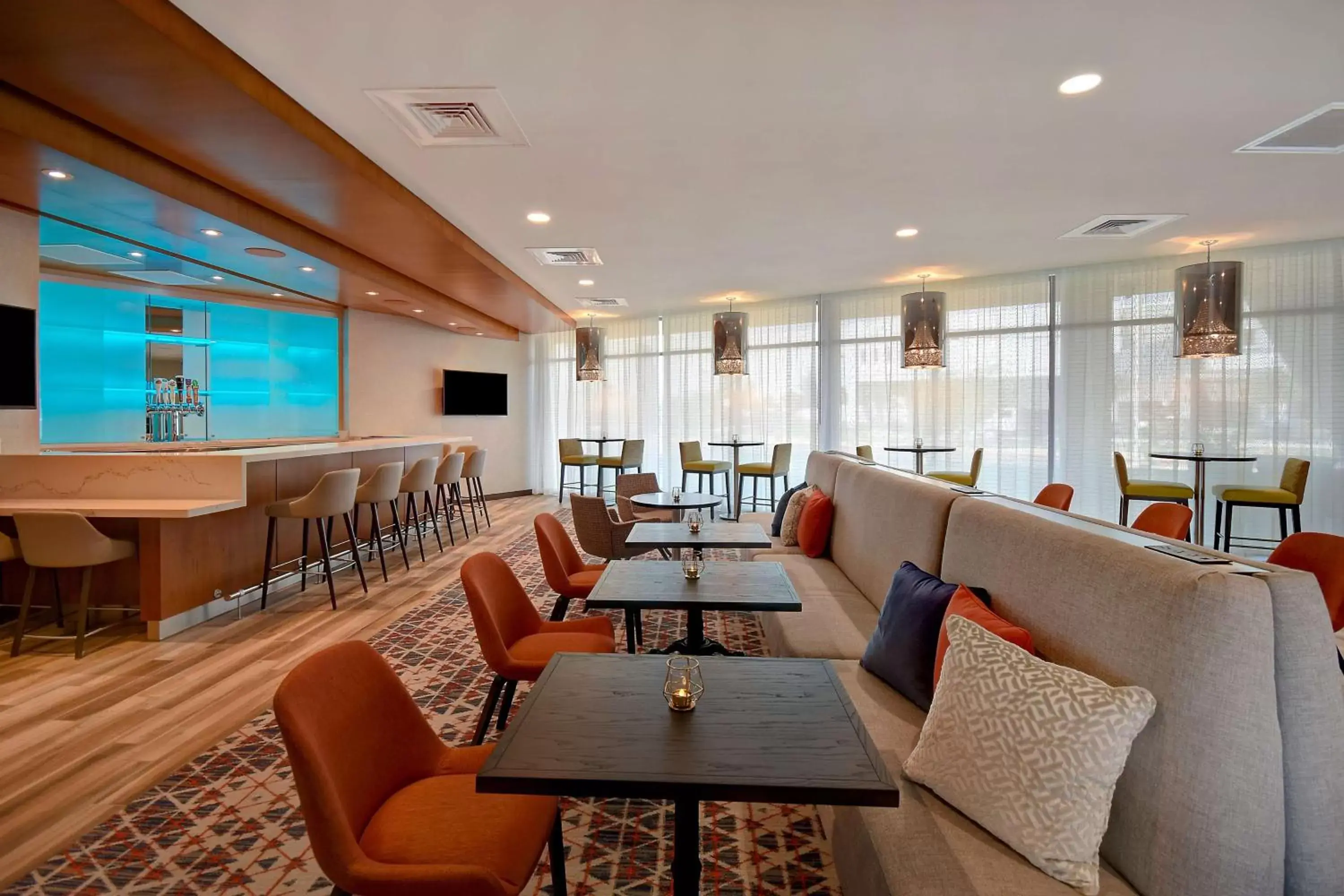 Lounge or bar, Lounge/Bar in Hampton Inn & Suites Las Vegas Convention Center - No Resort Fee