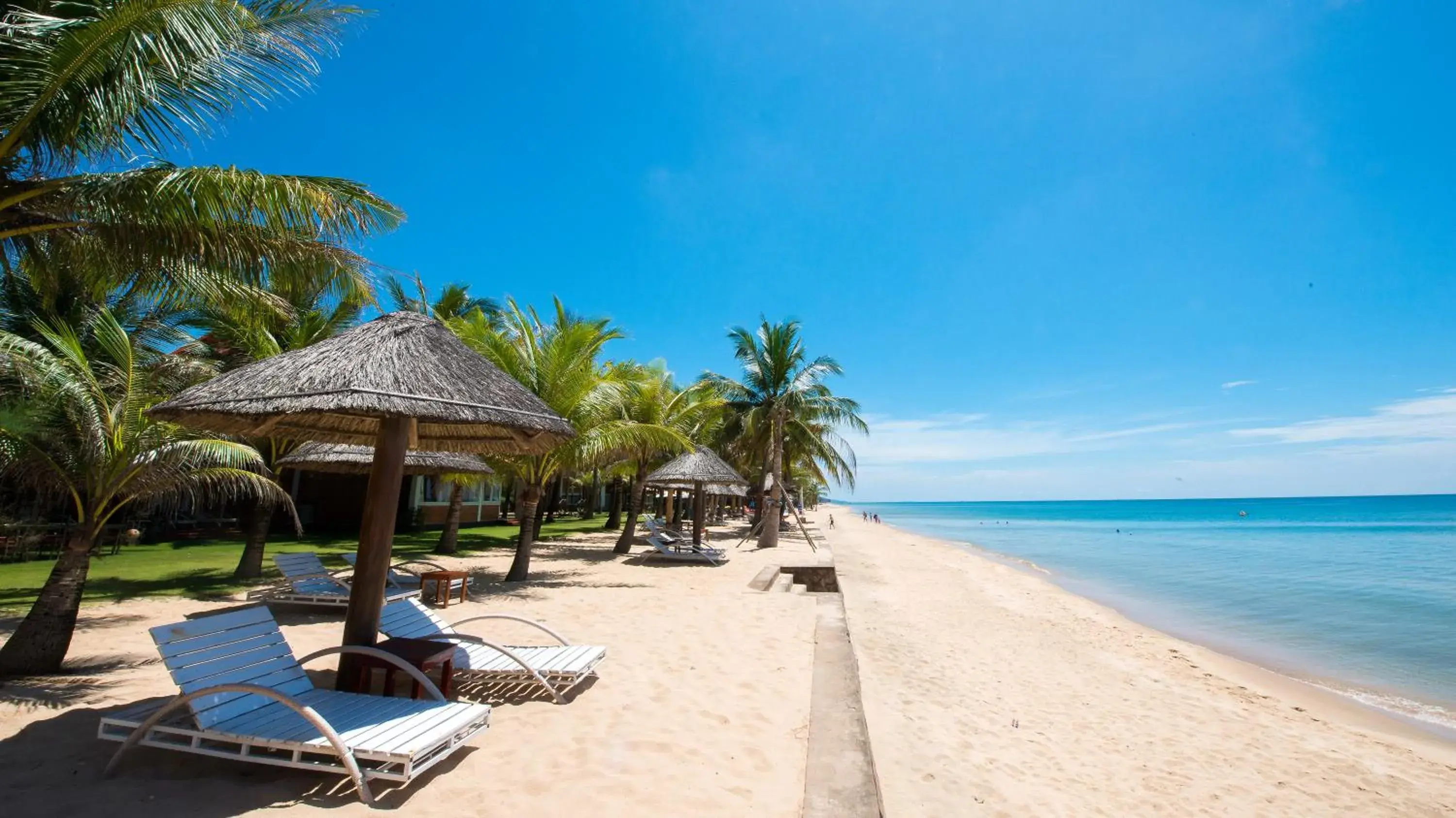 Children play ground, Beach in Famiana Resort & Spa