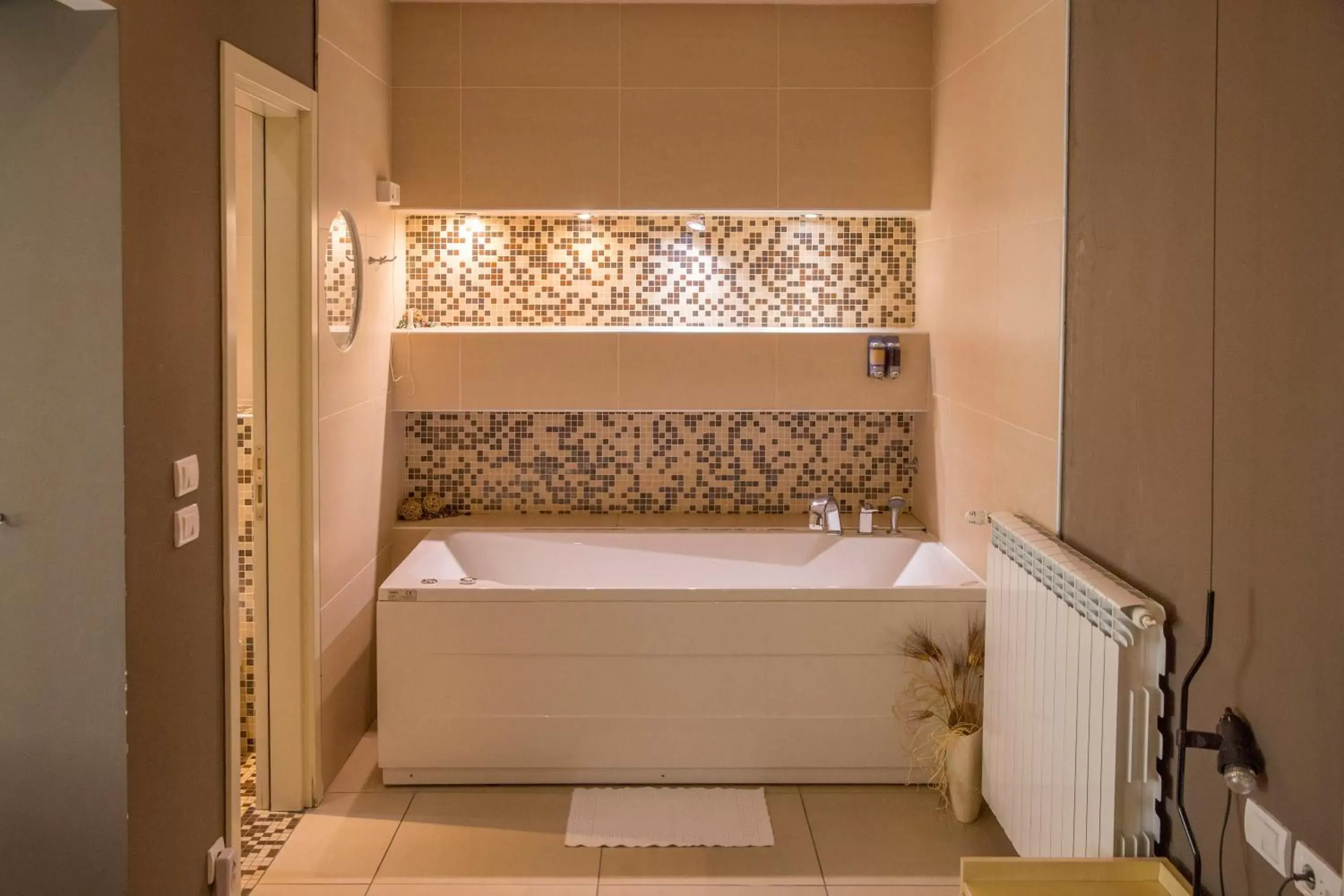 Bath, Bathroom in Garni Boutique Hotel Arta
