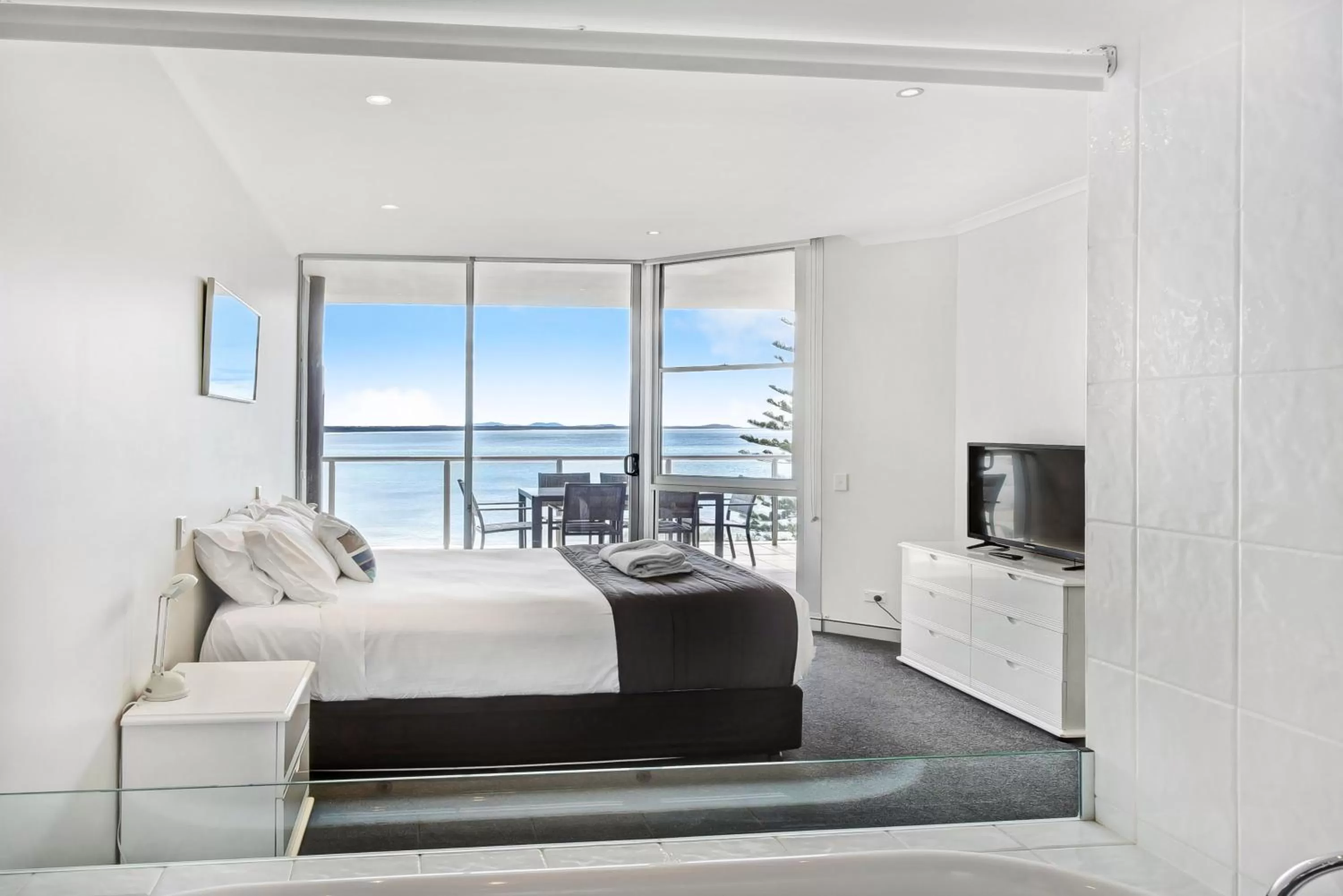 Bed in Sandcastle Apartments