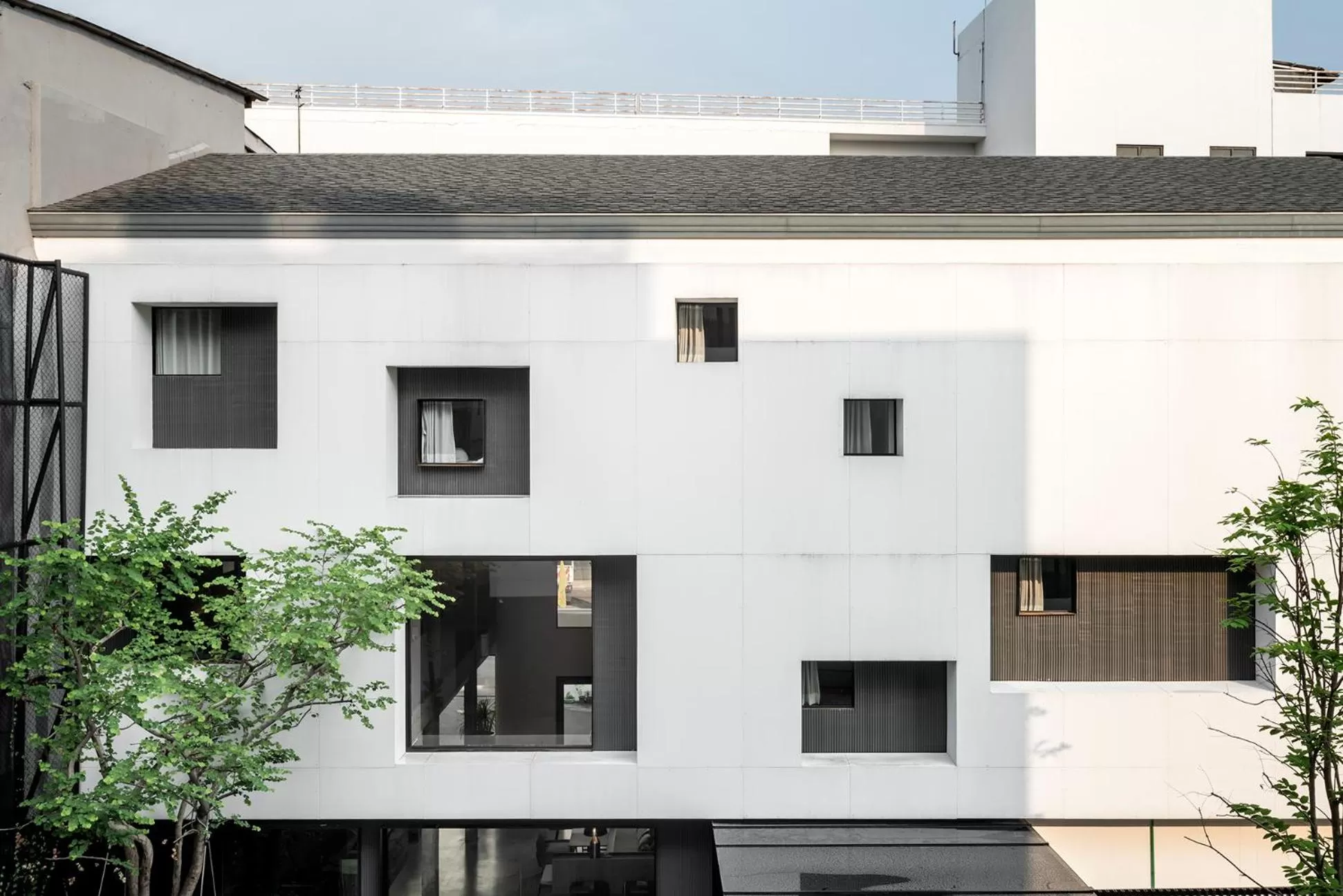 Property building in Lilit Bang Lumphu Hotel