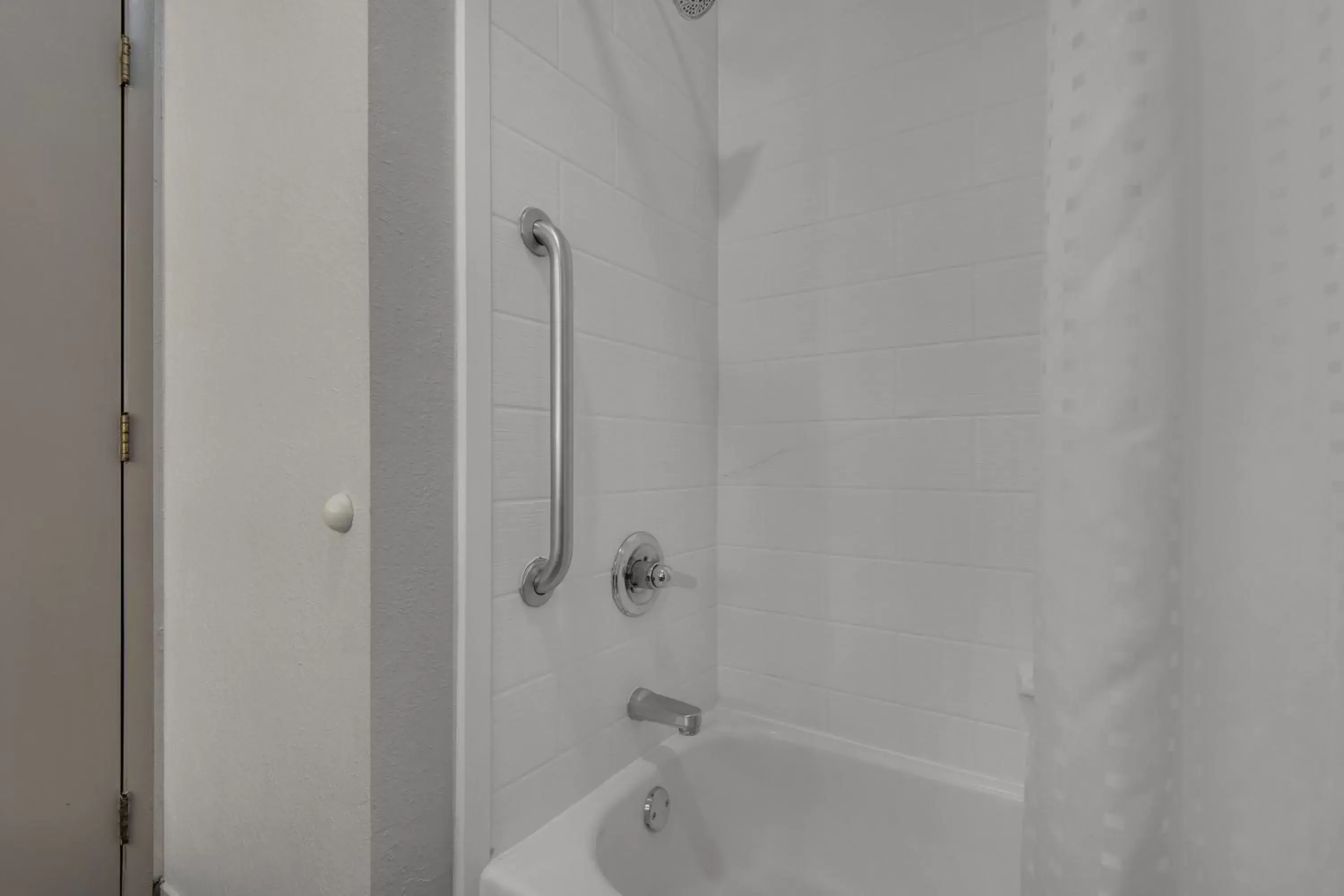 Queen Room with Two Queen Beds - Non-Smoking in Holiday Inn Express Destin E - Commons Mall Area, an IHG Hotel Queen Room with Two Queen Beds - Non-Smoking in Holiday Inn Express Destin E - Commons Mall Area, an IHG Hotel