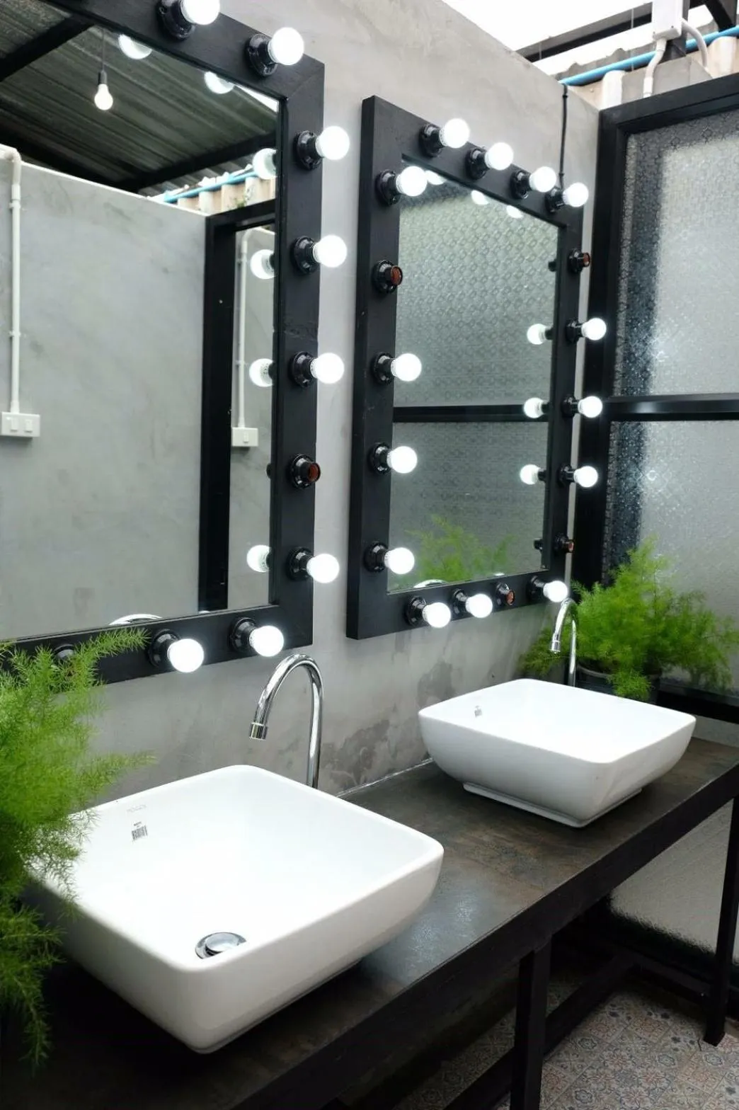 THE TREE Sleep and Space