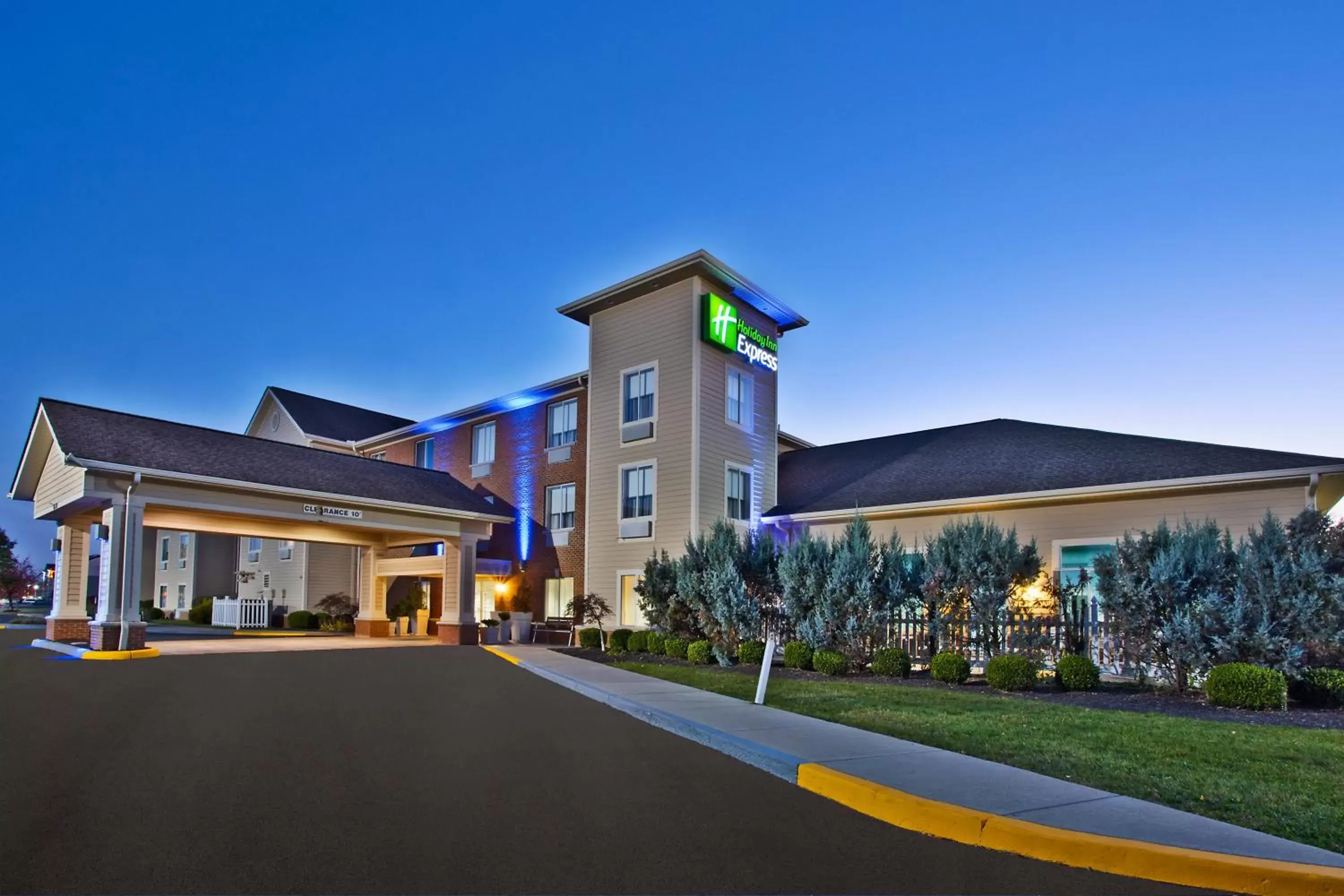 Property Building in Holiday Inn Express Hotel & Suites Columbus Southeast Groveport, an IHG Hotel