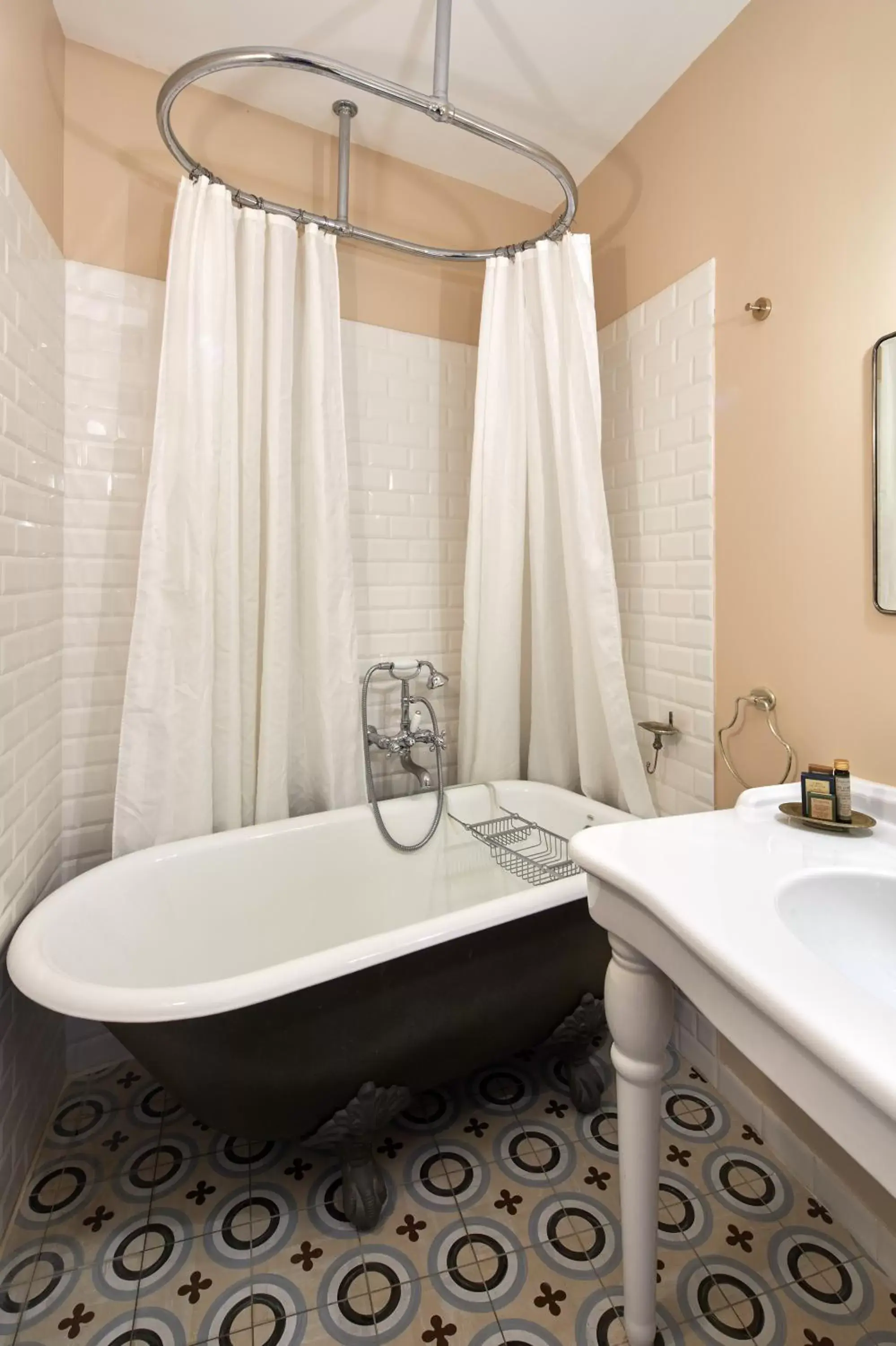 Bathroom in Hotel De L'Atelier