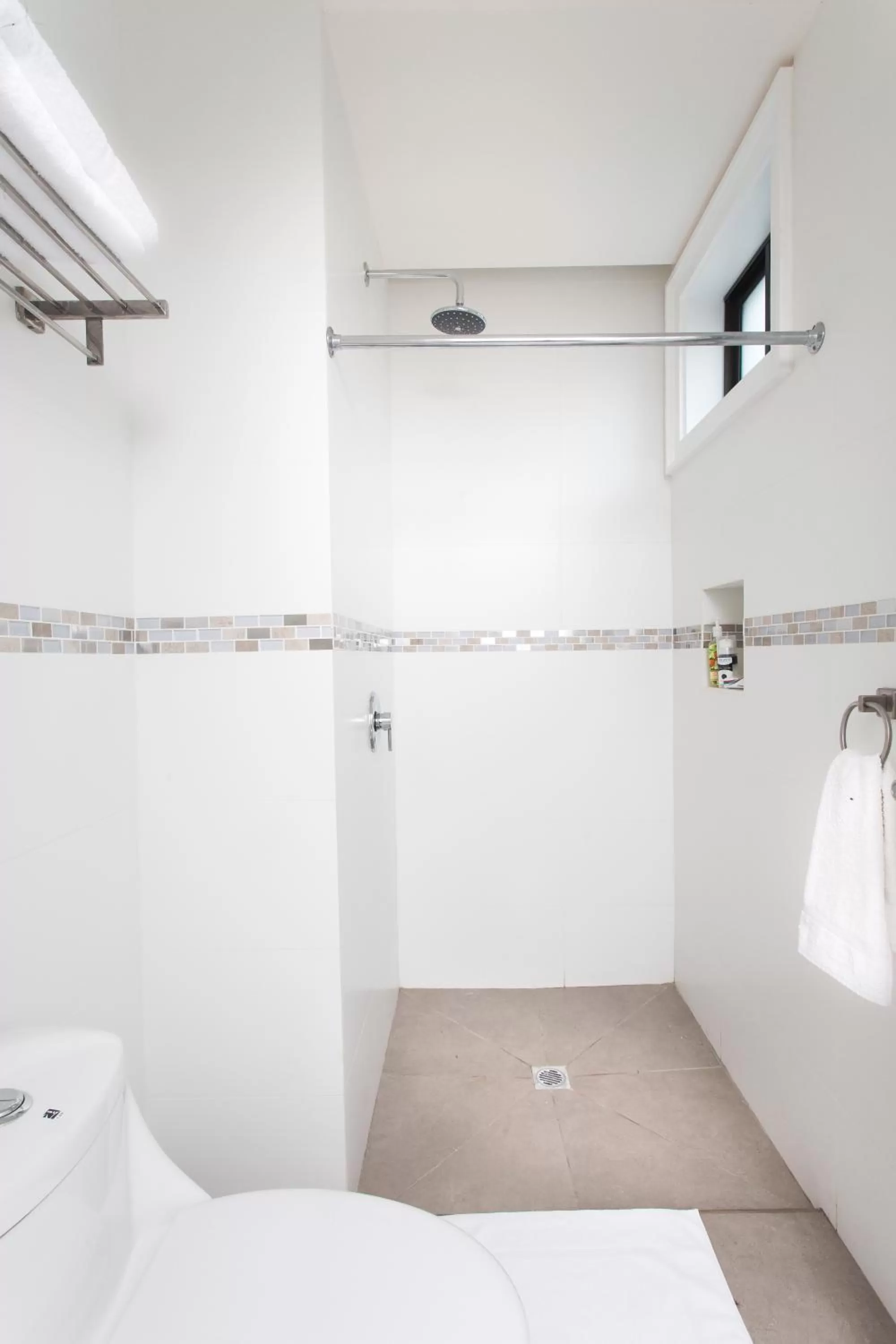 Bathroom in Airport Costa Rica B&B