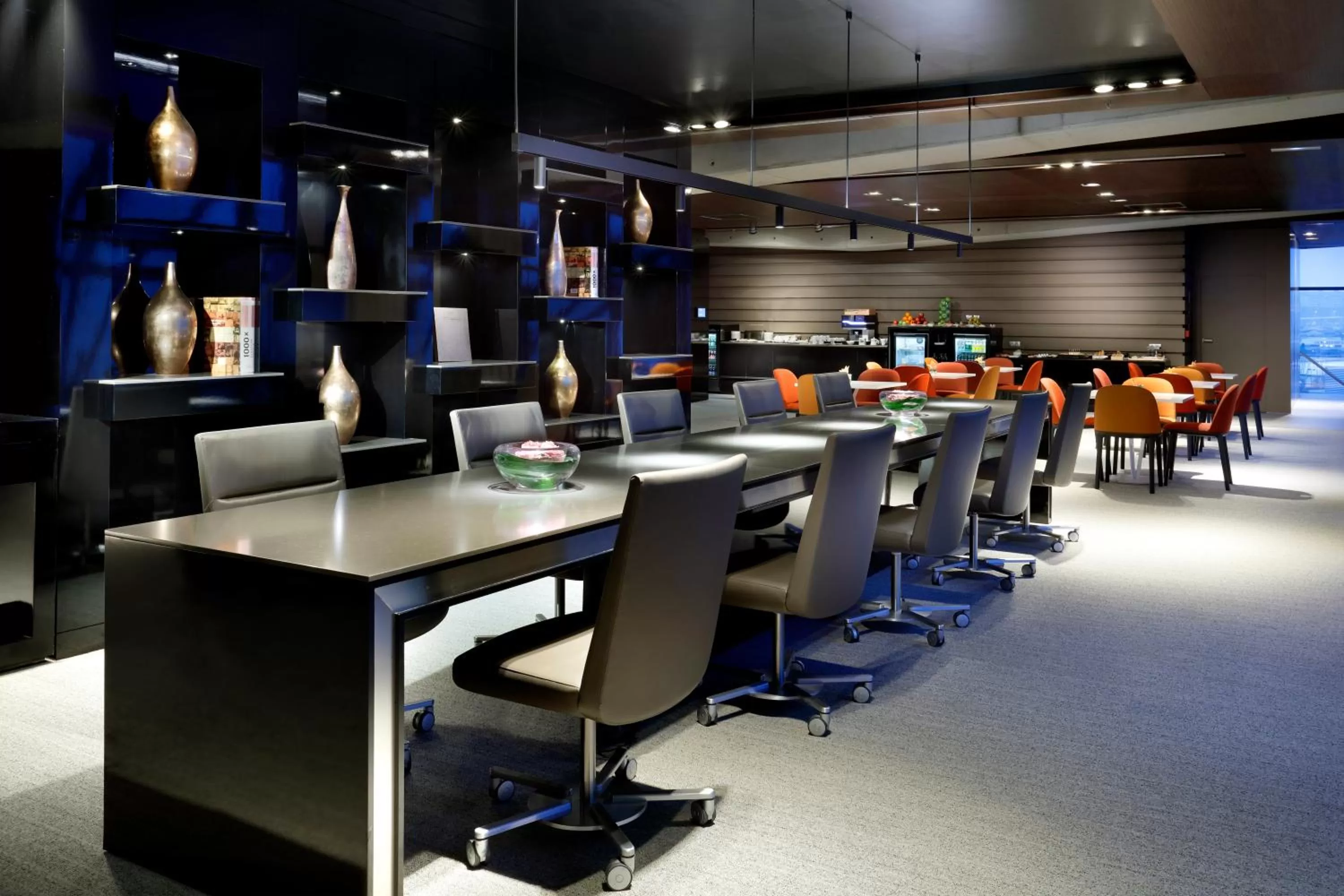 Business facilities in Hyatt Regency Barcelona Tower