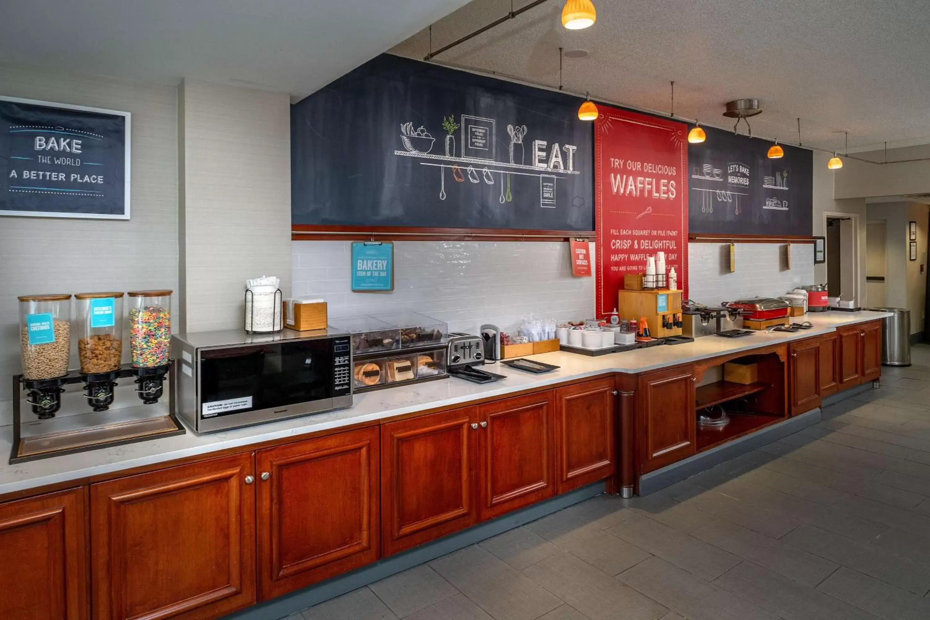 Breakfast in Hampton Inn Charleston Downtown Breakfast in Hampton Inn Charleston Downtown