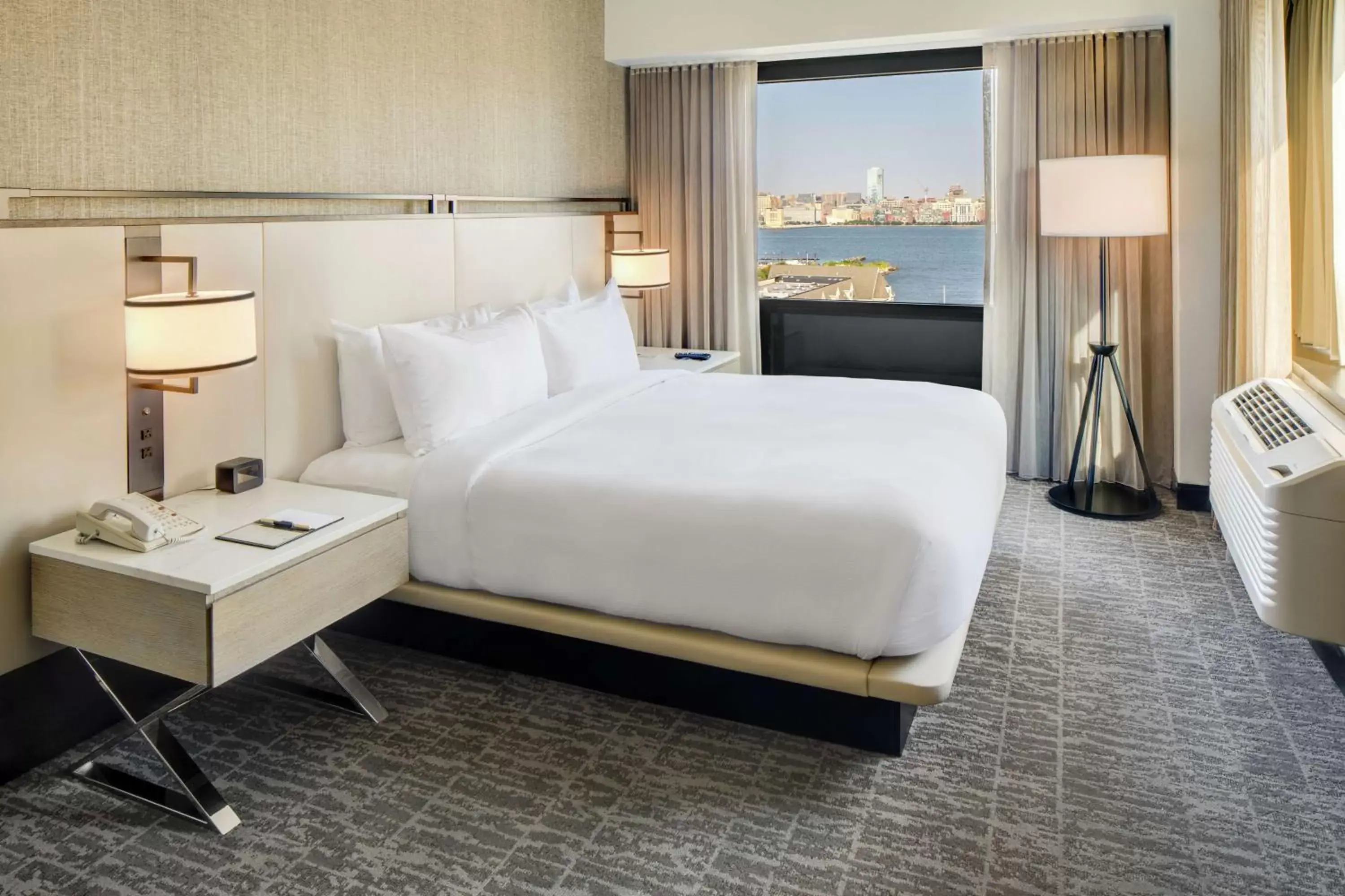 Bed in DoubleTree by Hilton Hotel & Suites Jersey City