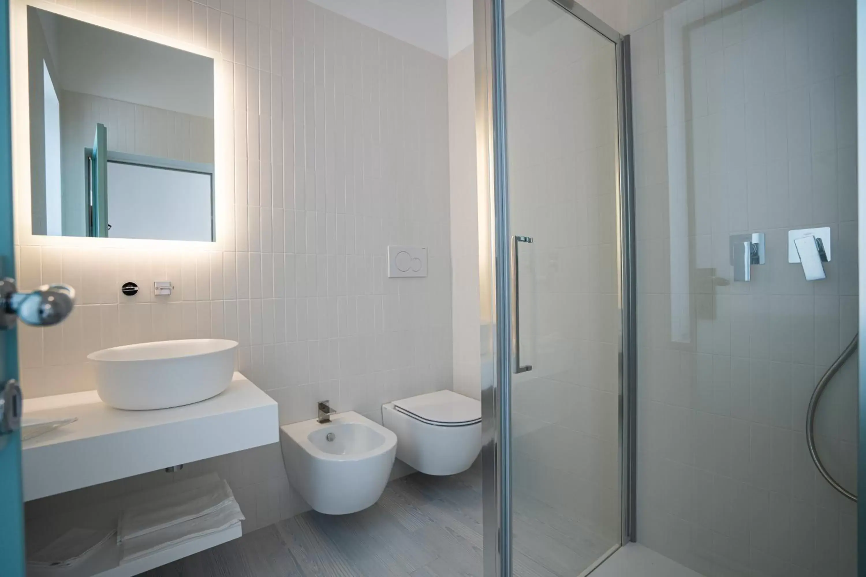 Bathroom in Grotta Palazzese Beach Hotel