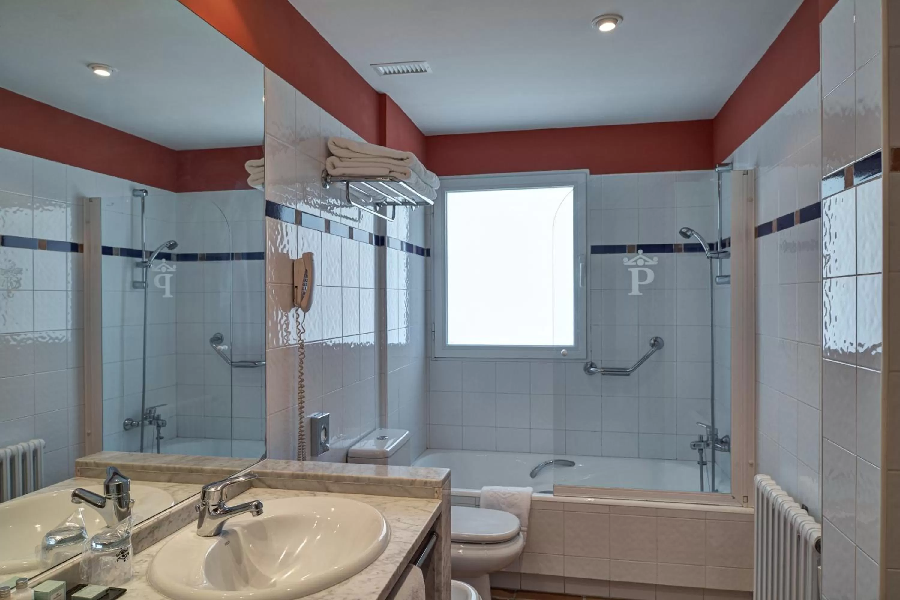 Bathroom in Parador de Benicarló