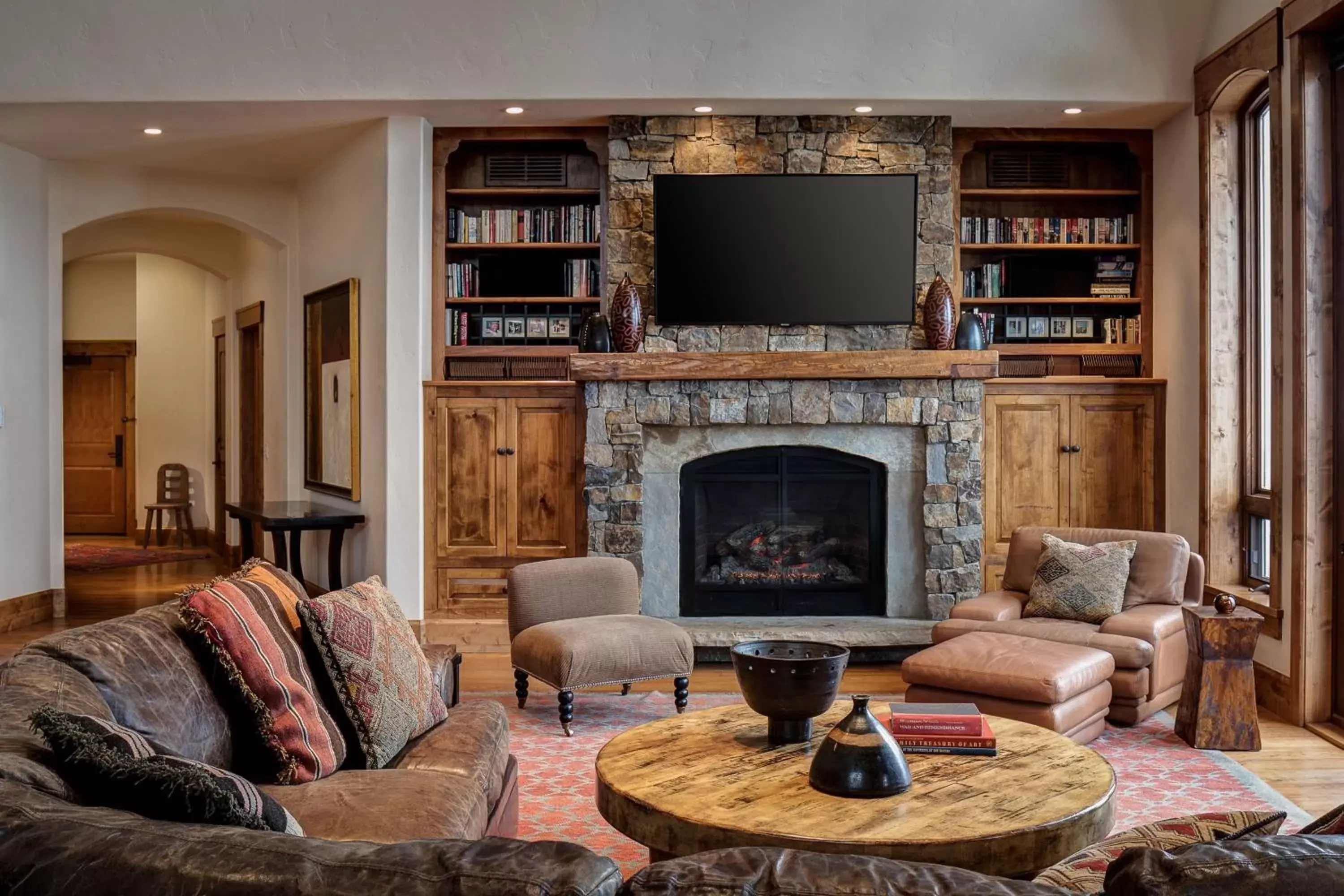 Living room, Seating Area in The Hythe, a Luxury Collection Resort, Vail