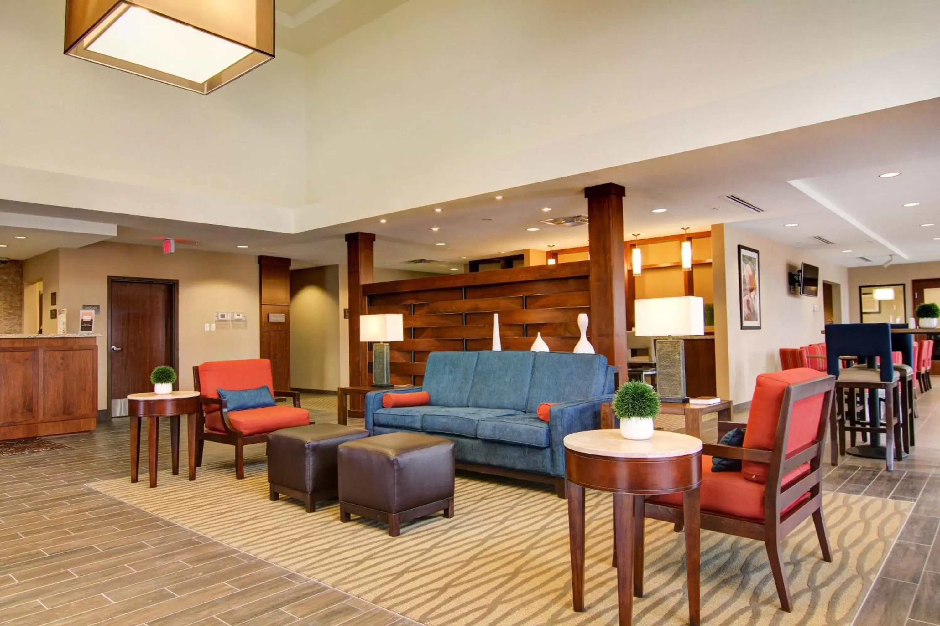 Lobby or reception, Lounge/Bar in Comfort Suites Carlsbad