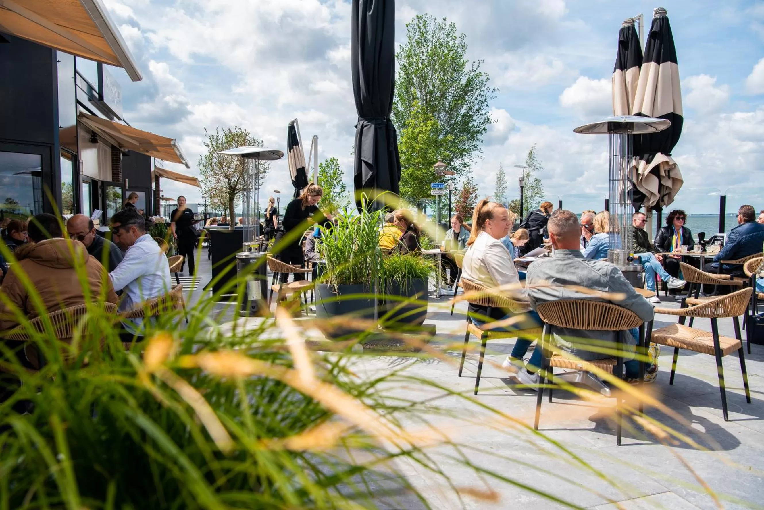 Restaurant/places to eat in Restaurant & Hotel Monopole Harderwijk