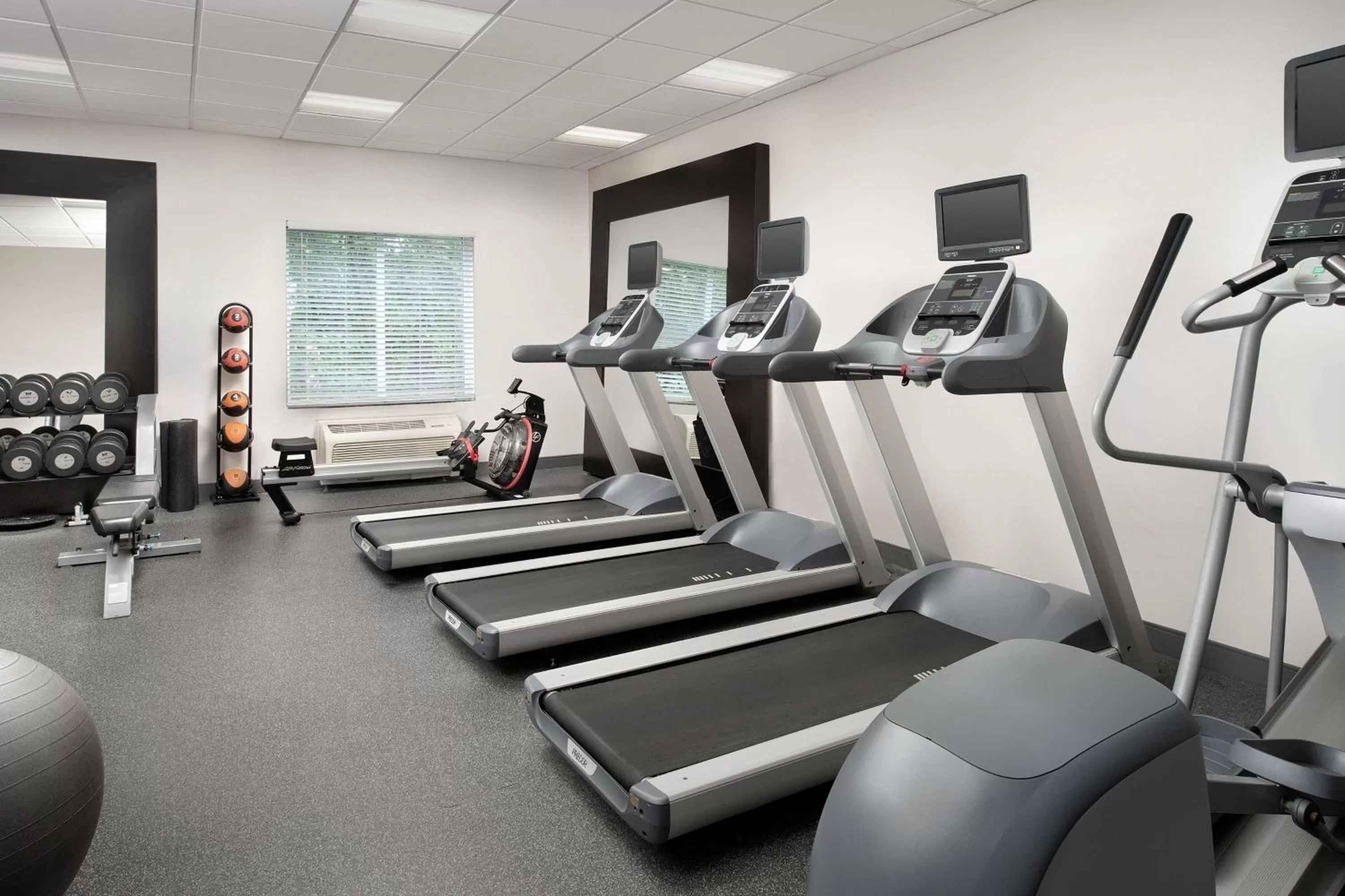Fitness centre/facilities in Hilton Garden Inn Charlotte/Mooresville