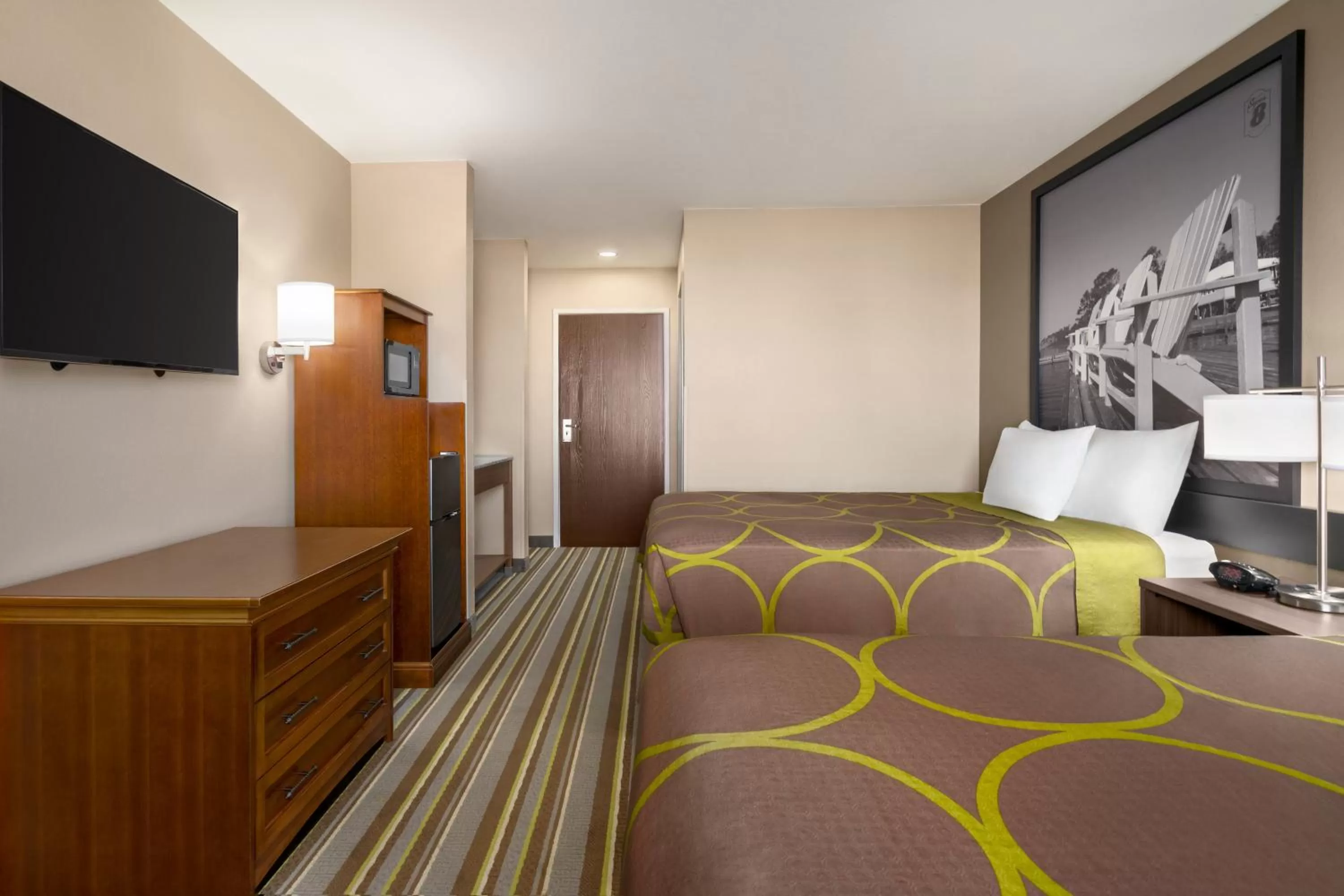 TV and multimedia, Bed in Super 8 by Wyndham Liberal KS