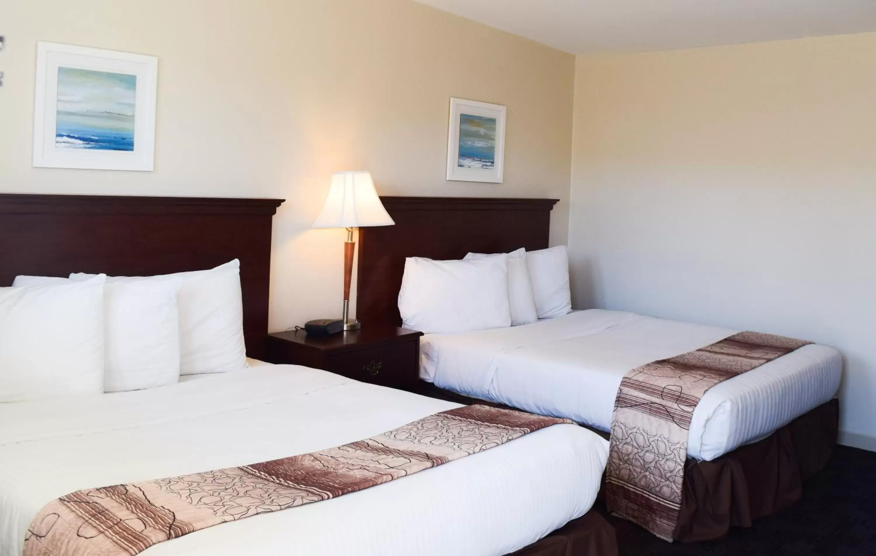 Bed in Canadas Best Value Inn & Suites-Charlottetown