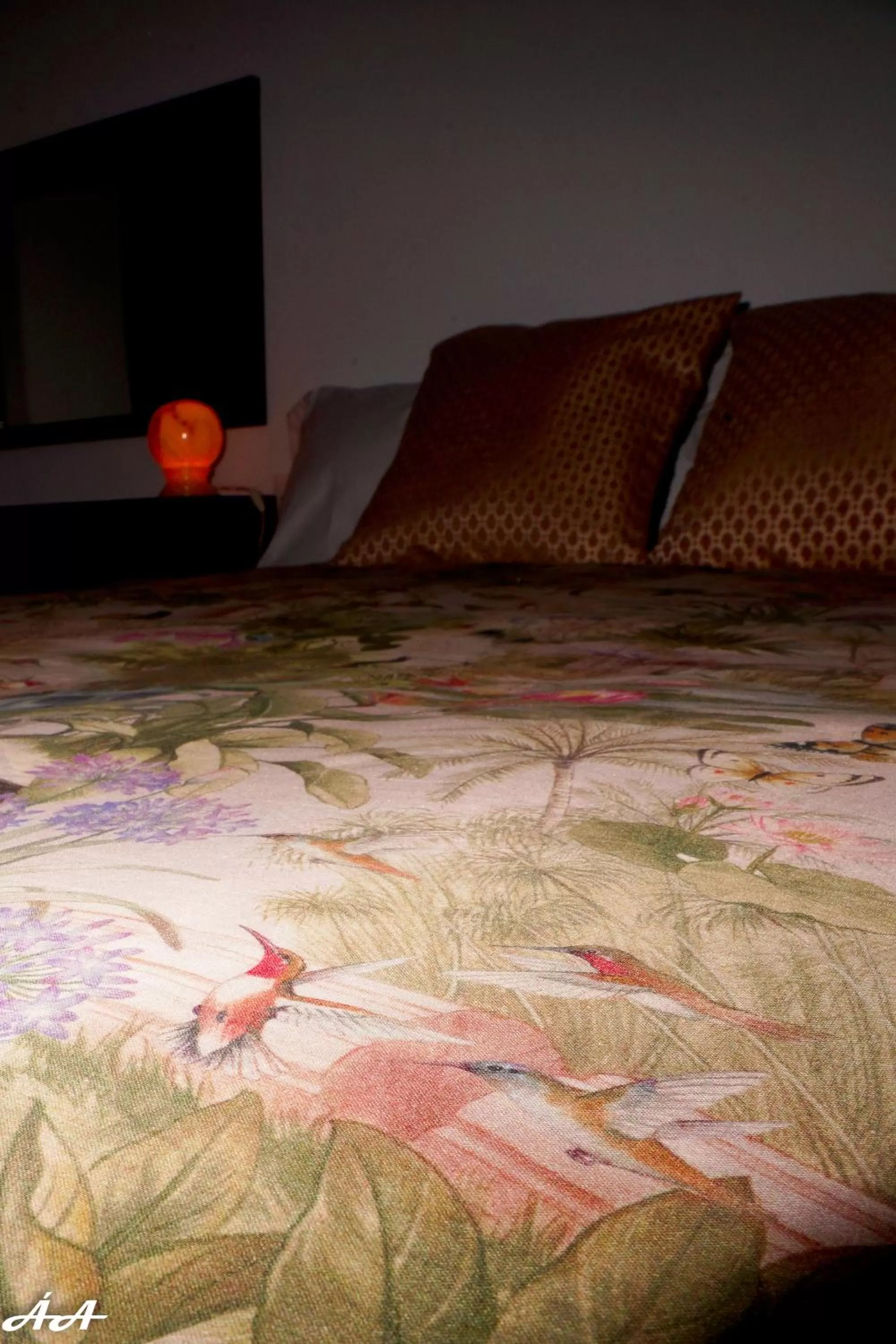 Decorative detail, Bed in Fuentepiedra Casa Rural Categoría Superior