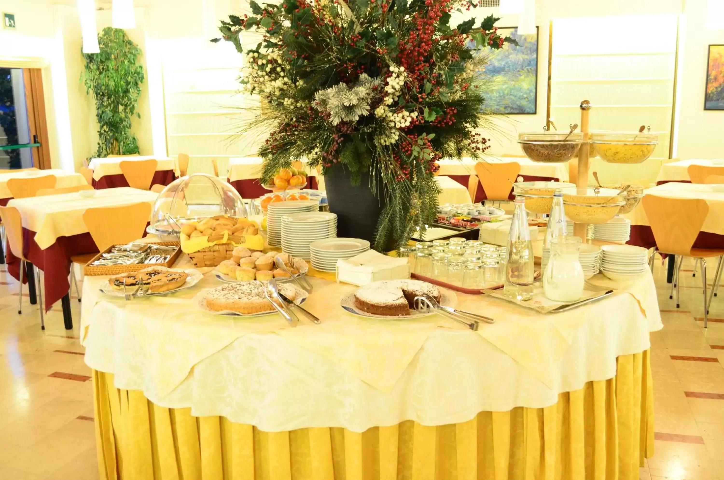 Continental breakfast, Banquet Facilities in Hotel Magnolia