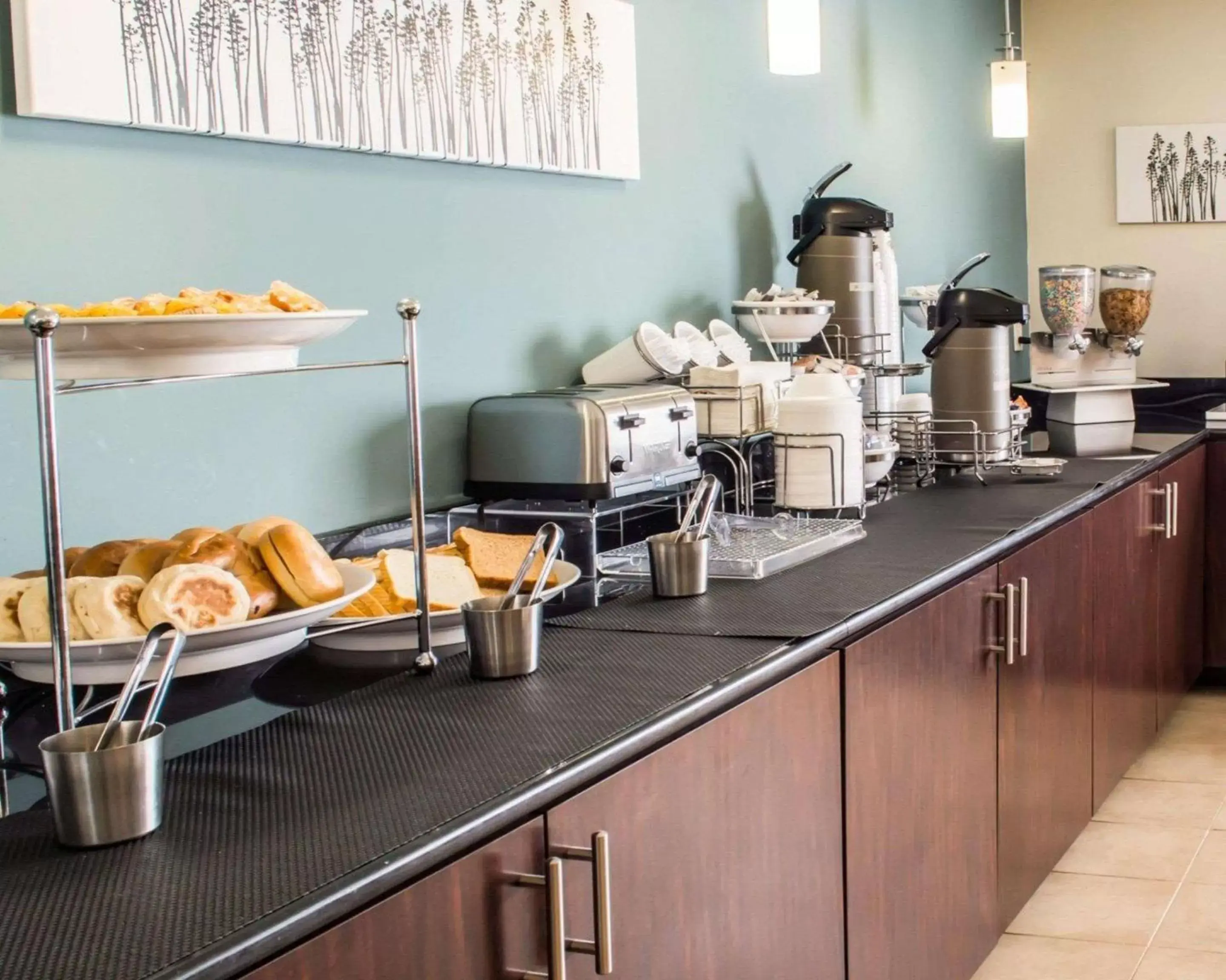 Restaurant/places to eat in Sleep Inn & Suites Monticello Restaurant/places to eat in Sleep Inn & Suites Monticello