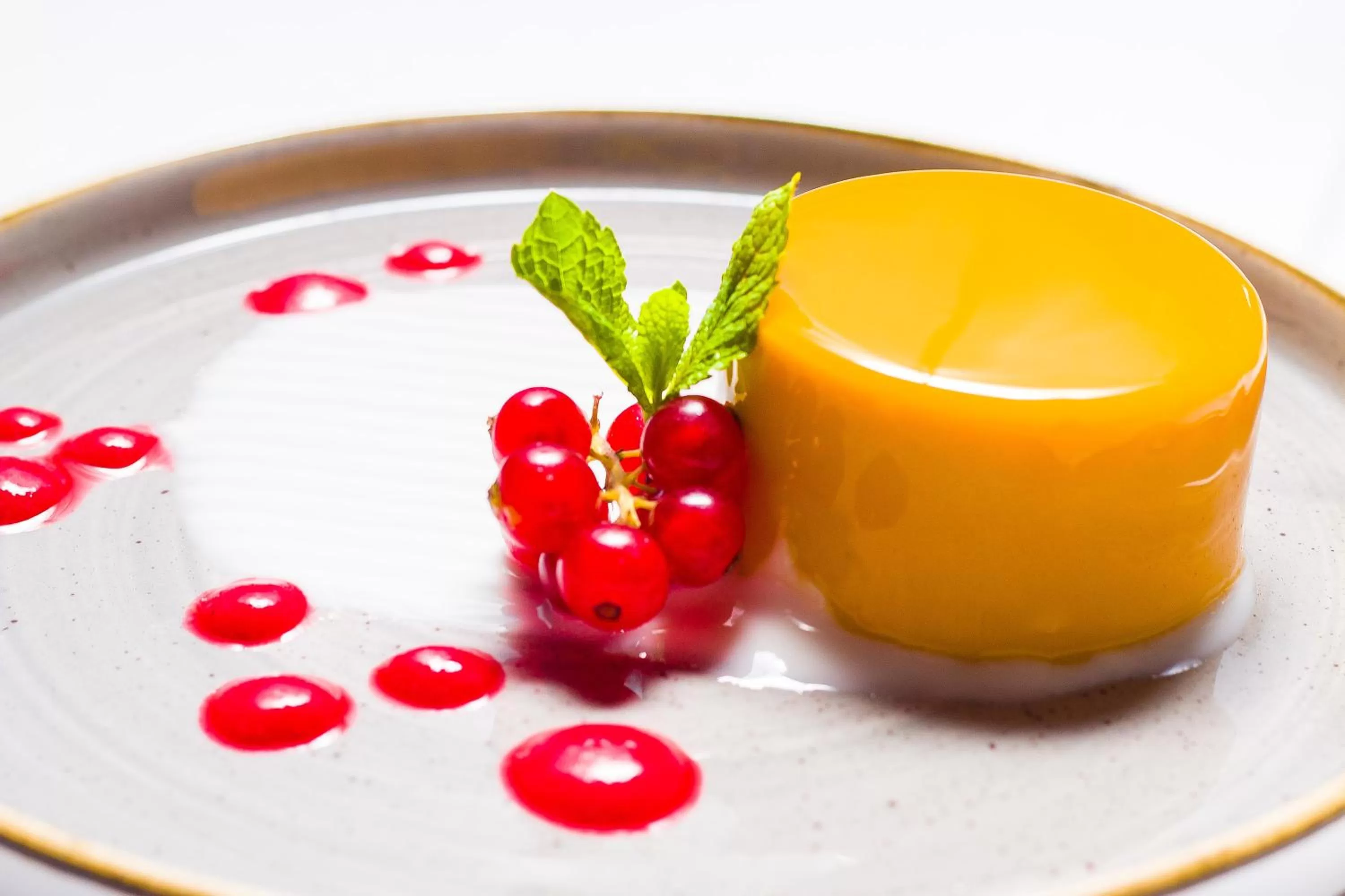 Restaurant/places to eat in iQ Hotel Roma