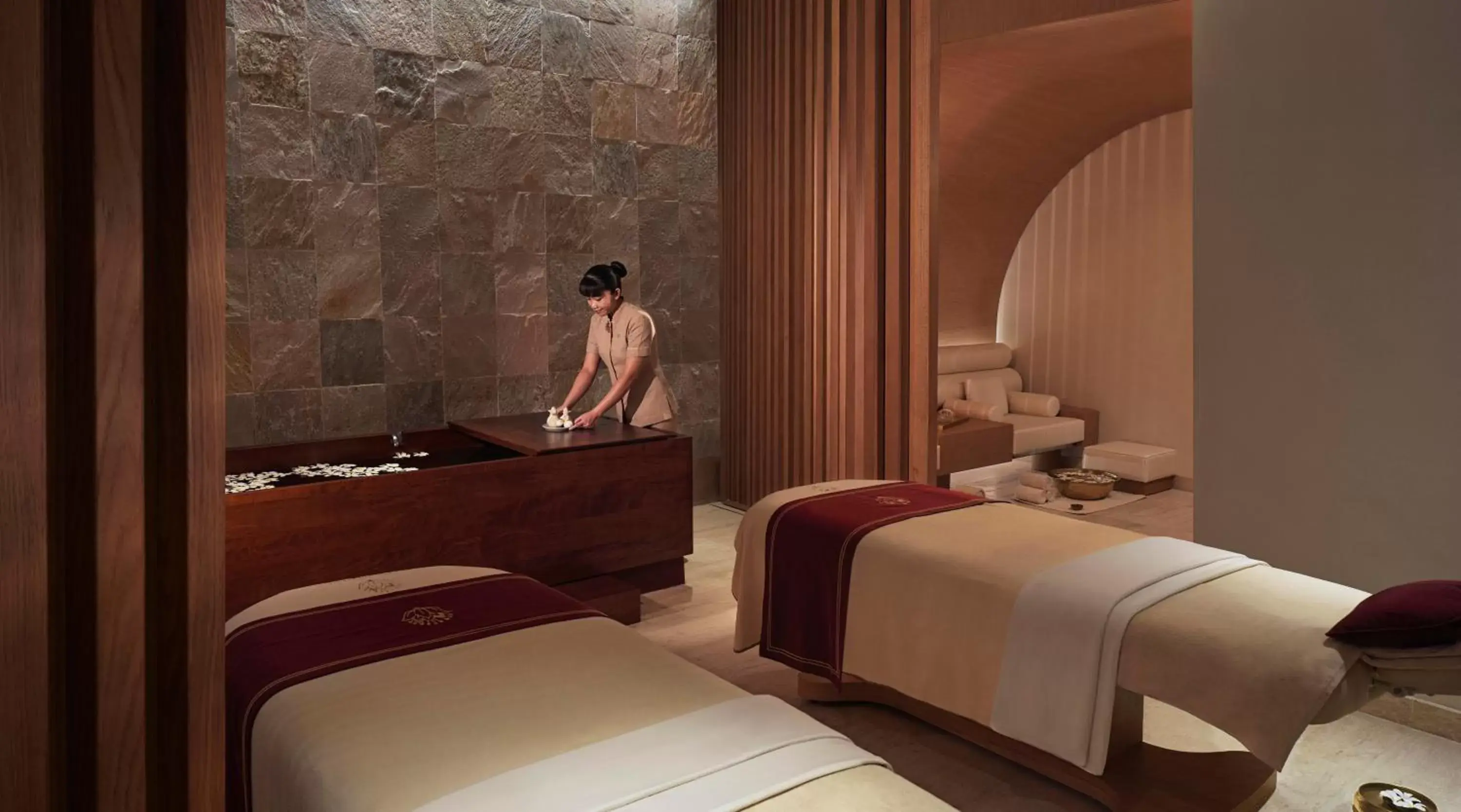 Spa and wellness centre/facilities in Raffles The Palm