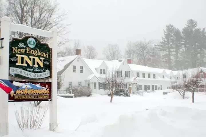 Winter in New England Inn & Lodge