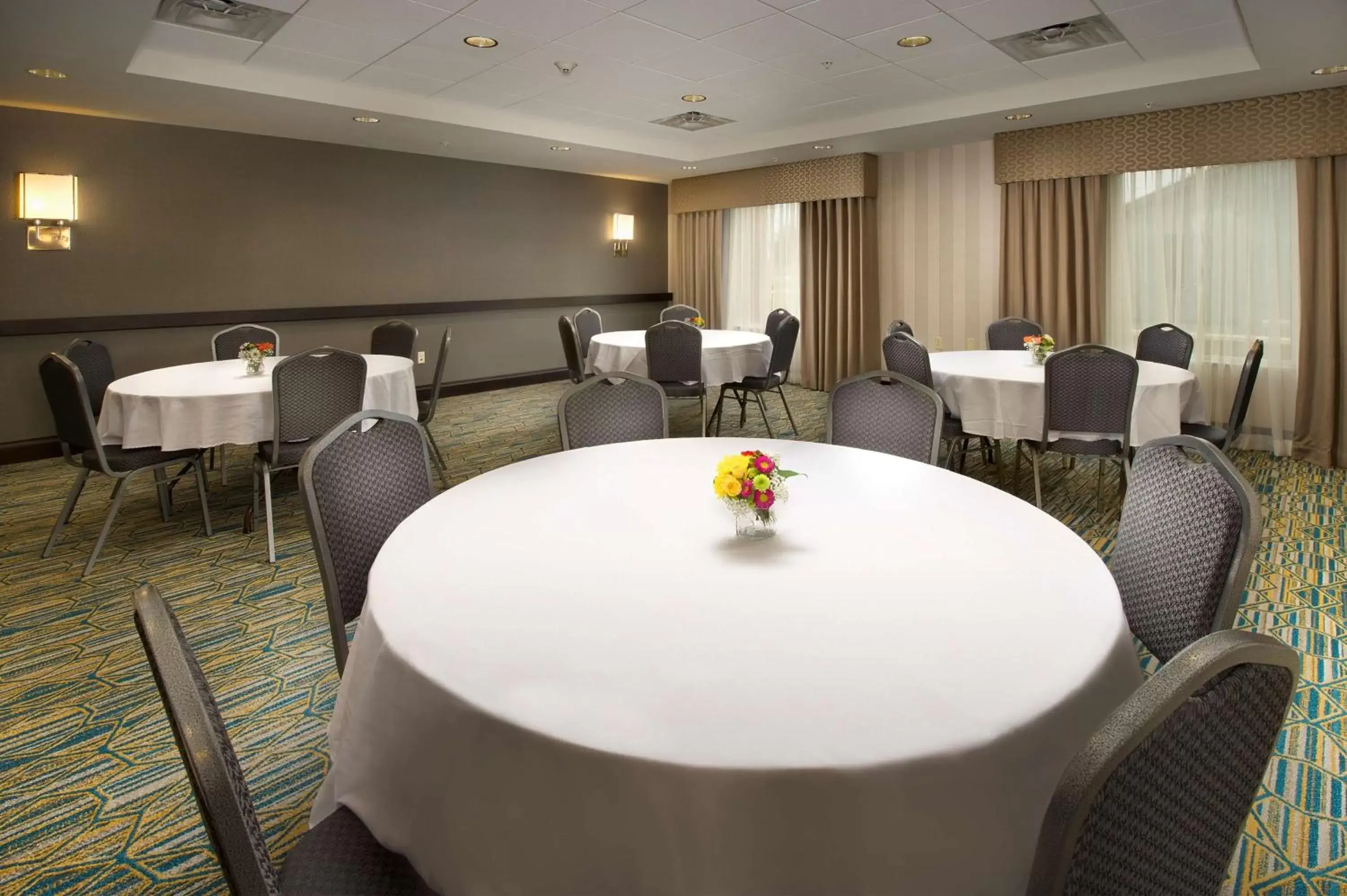 Meeting/conference room, Banquet Facilities in Hampton Inn & Suites Syracuse/Carrier Circle