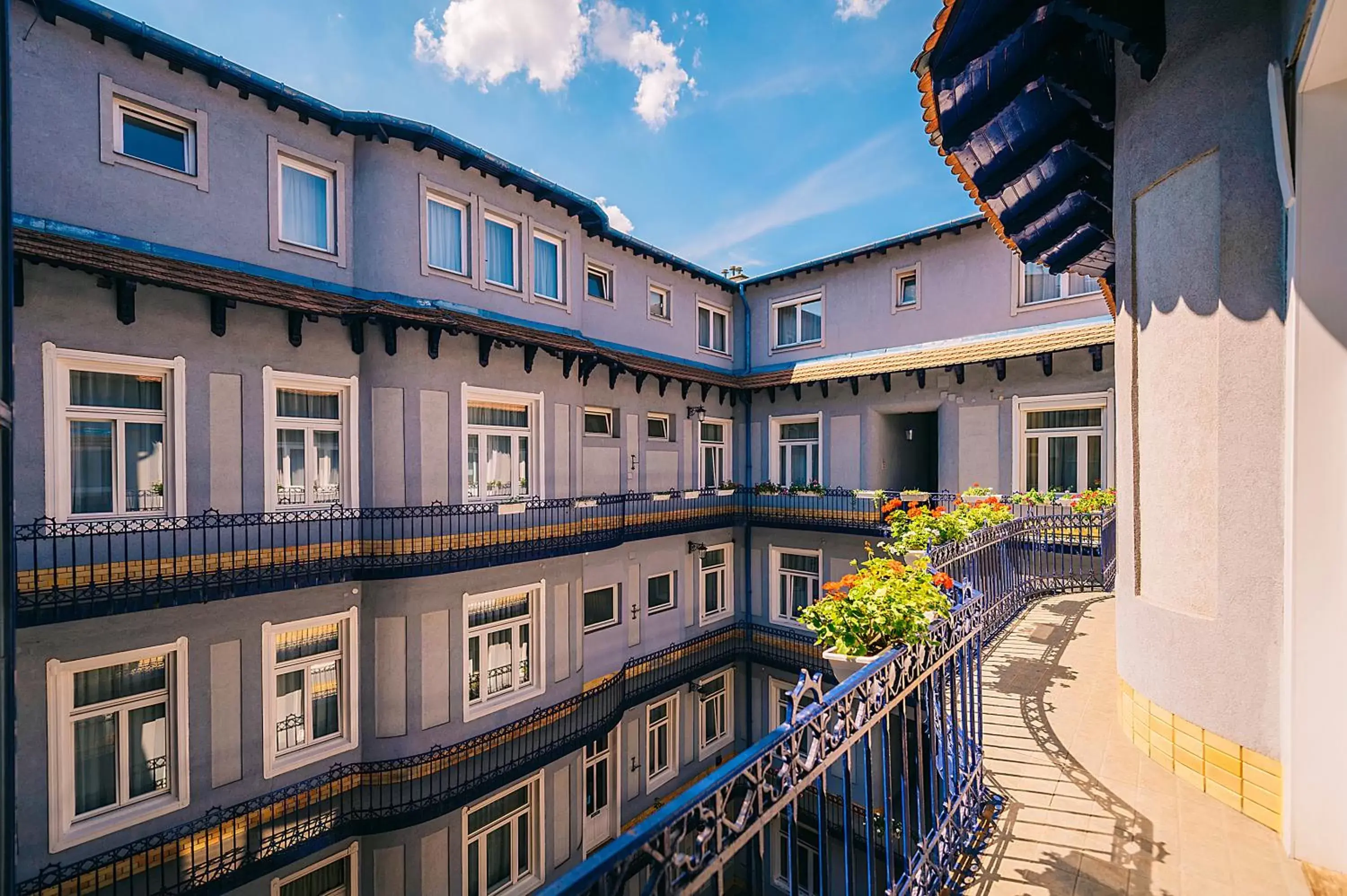 Inner courtyard view in Baross City Hotel - Budapest